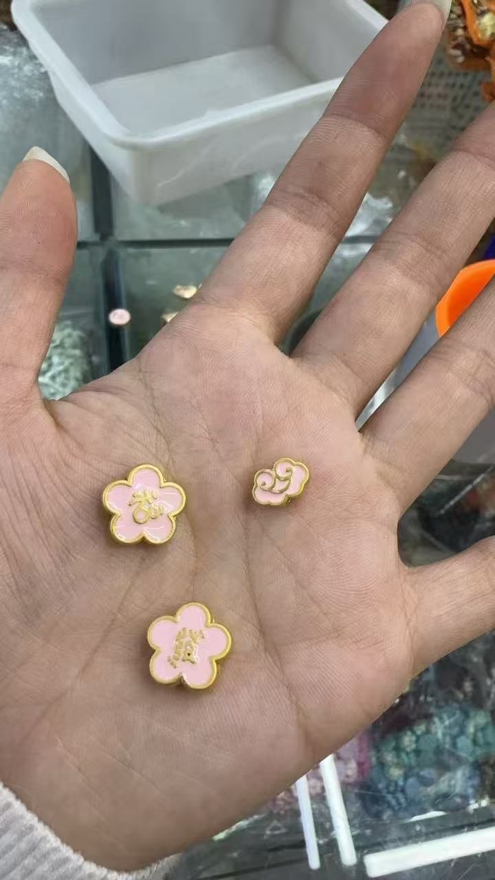 DIY alloy jewelry accessories, baked paint touch effect, New Year's edition, symbolic text perforated alloy diydiy details Picture