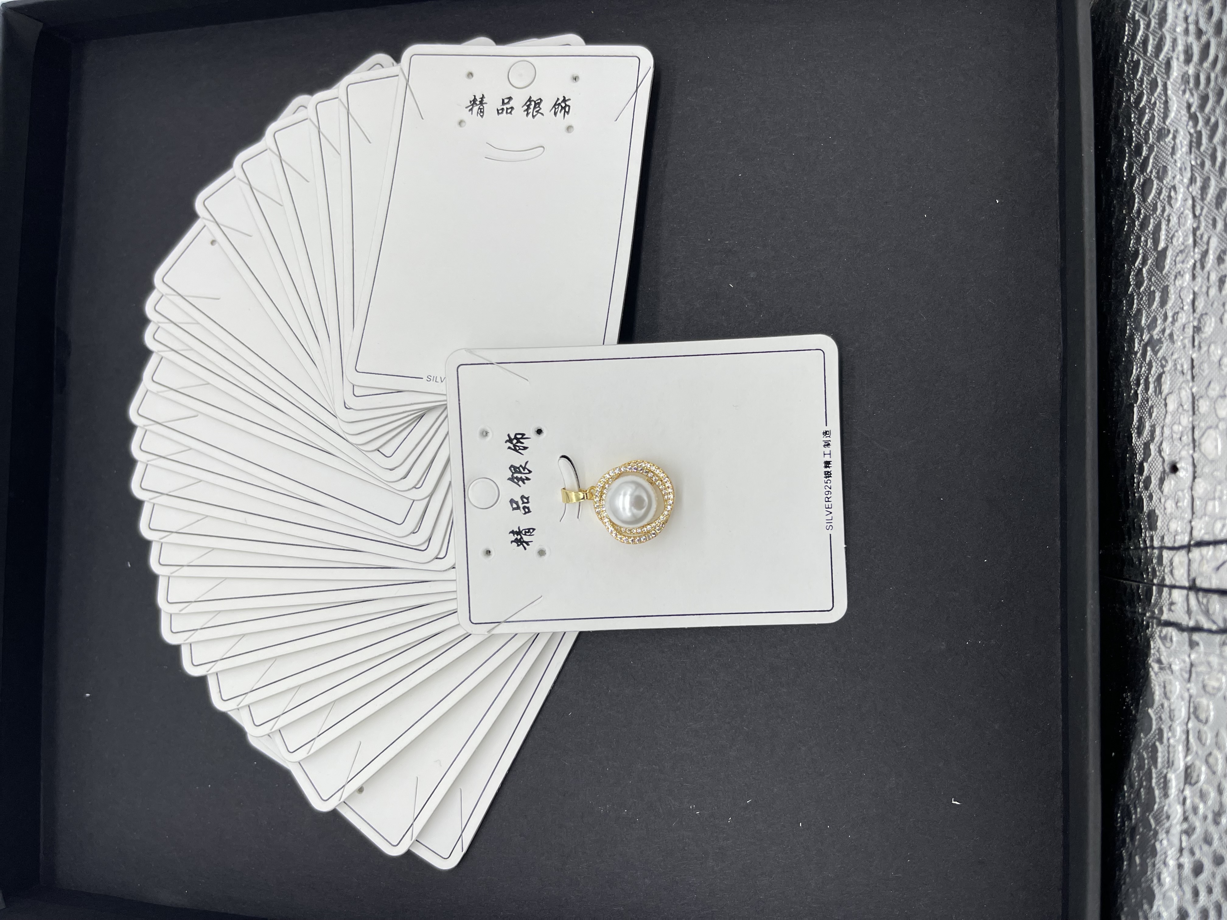 1218饰品店 创意设计耳钉 独特耳饰 精致女士饰品 提升气质必备耳钉耳饰、银饰产品图