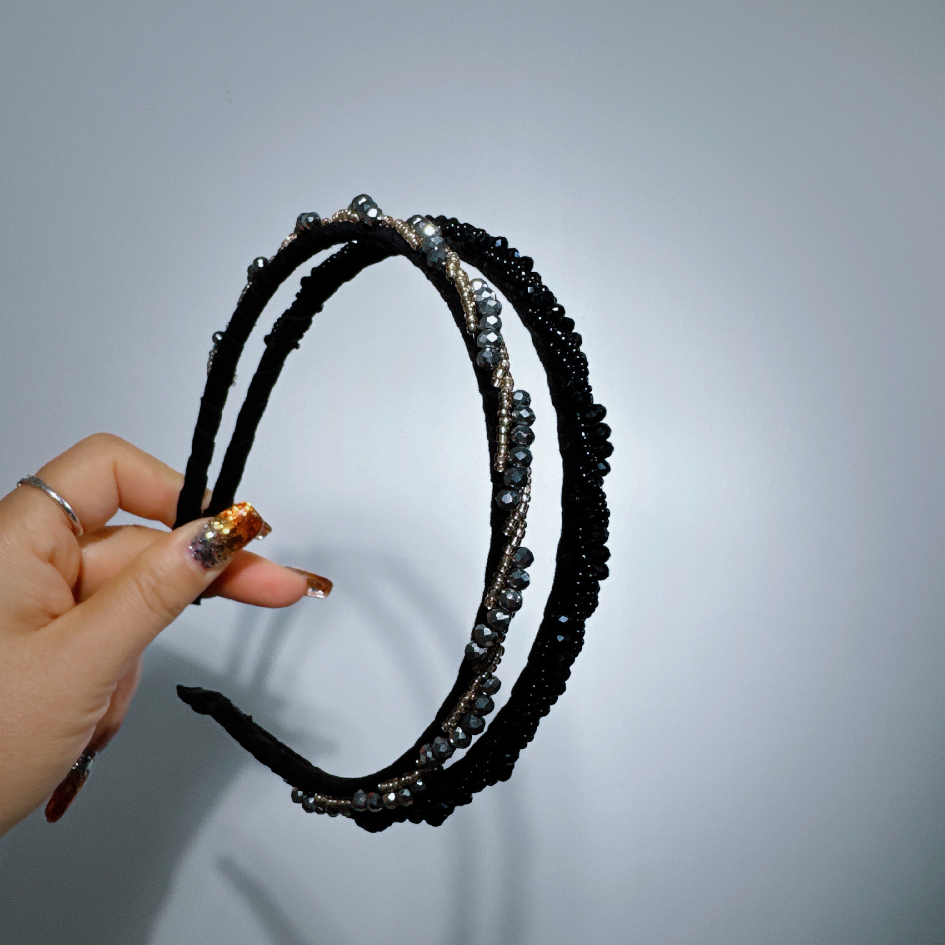Korean Version, Niche And Simple Design, Crystal Fine Headband, Hairband, Fashionable Style, High-End Feel, Versatile Hairpin, Hair Accessory, Shark Clip, High-End Luxury Hairband Item Picture