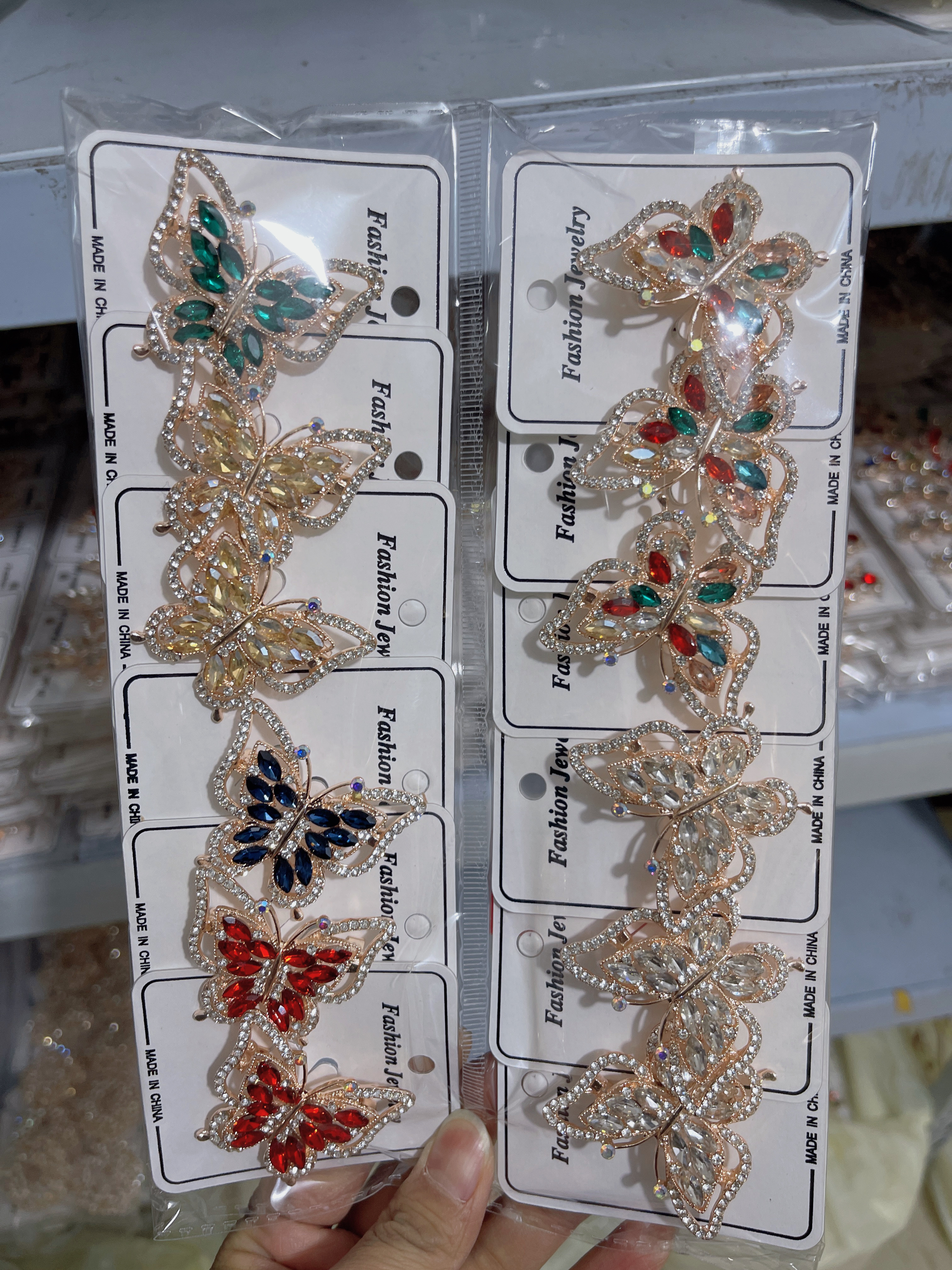 合金胸针，水晶材质，花朵圆形扣针，胸针胸针详情图3