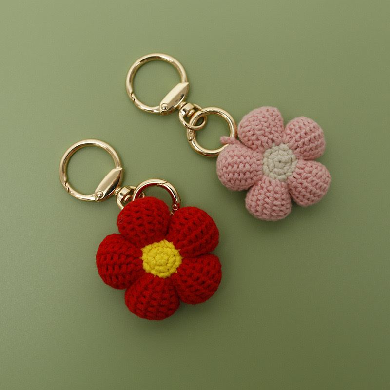 创意甜美花朵挂件 送你一朵小红花挂饰 阿富汗针钩织花朵成品  小花送礼详情图3