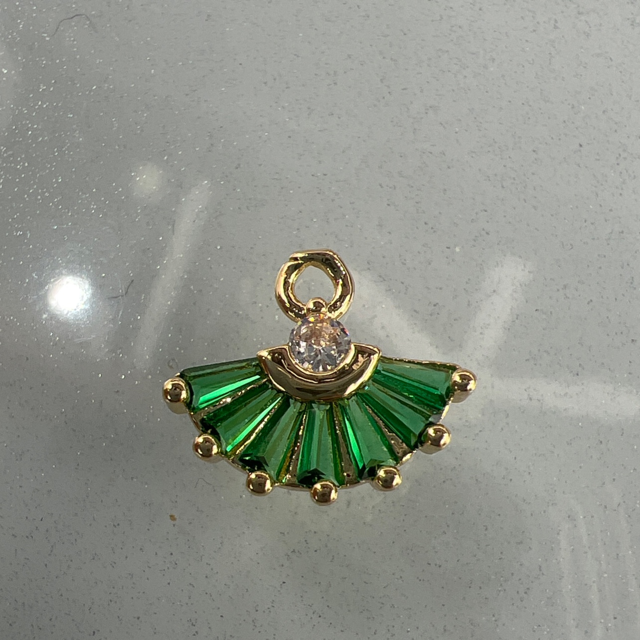 铜+锆石合金吊坠合金吊坠