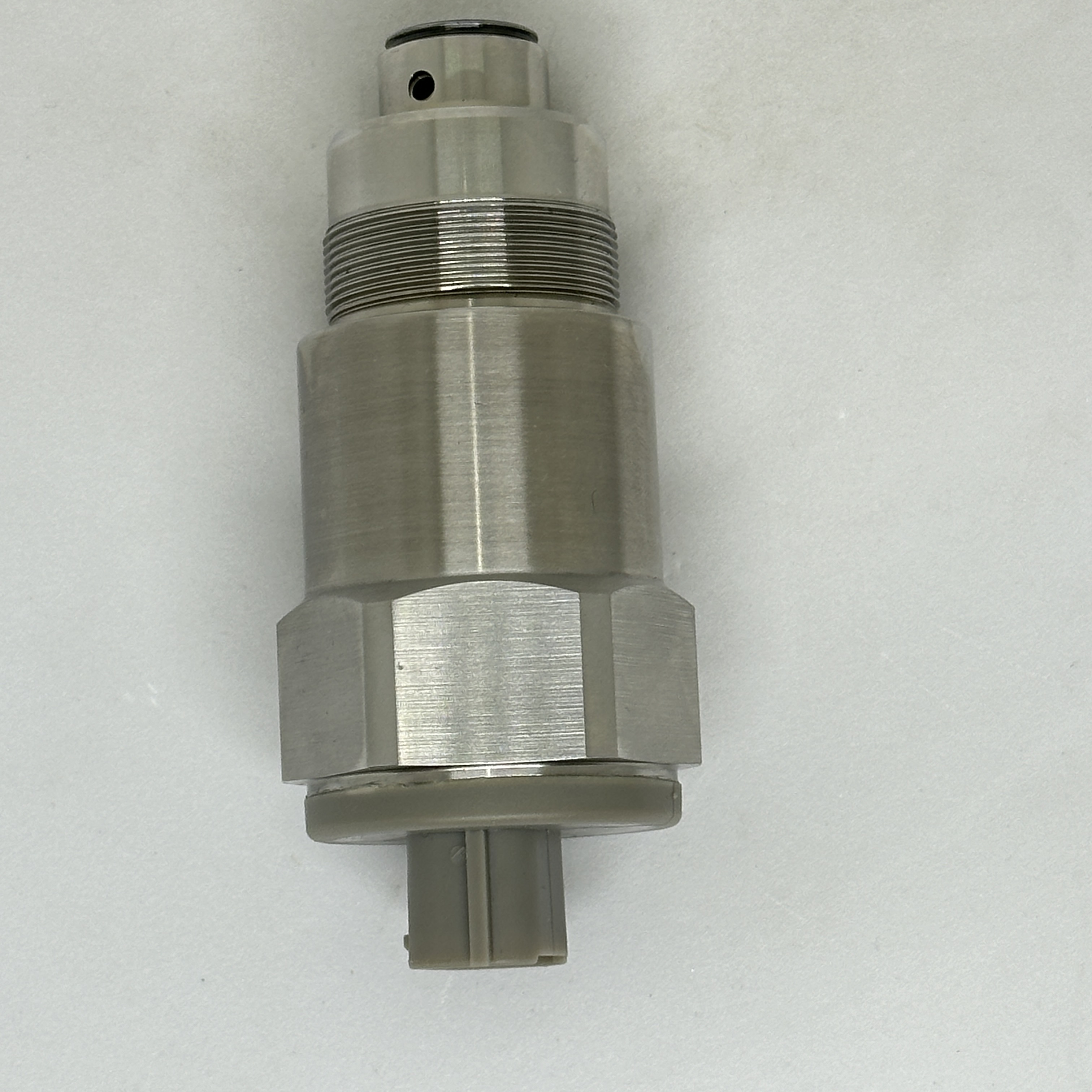 汽车配件适用于丰田电装共轨油泵燃油控制阀 098300-0220白底实物图