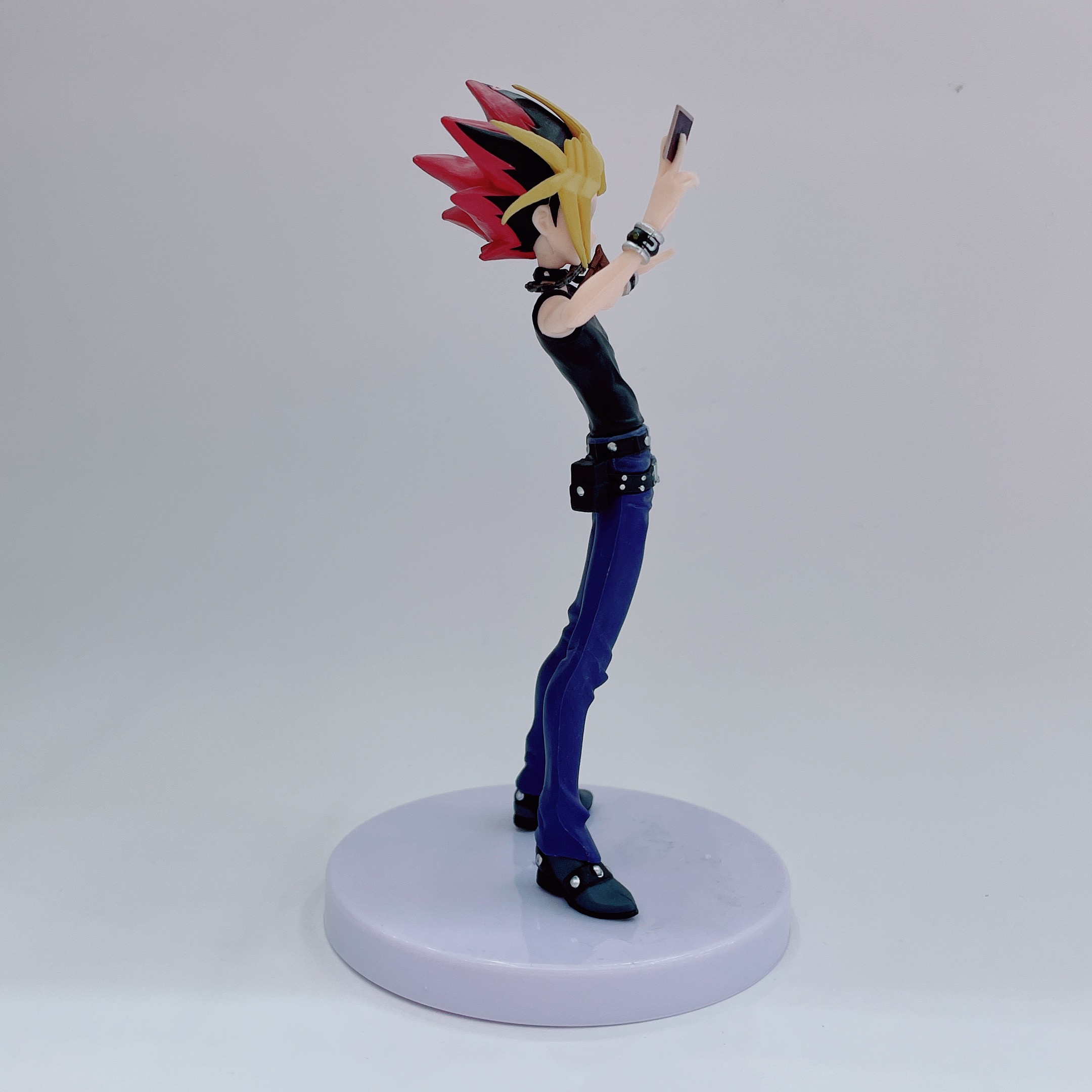 Yu-gi-oh! Muto game figurine, 2D beautiful girl Black Magic girl peripheral model Mana figurine Specification image