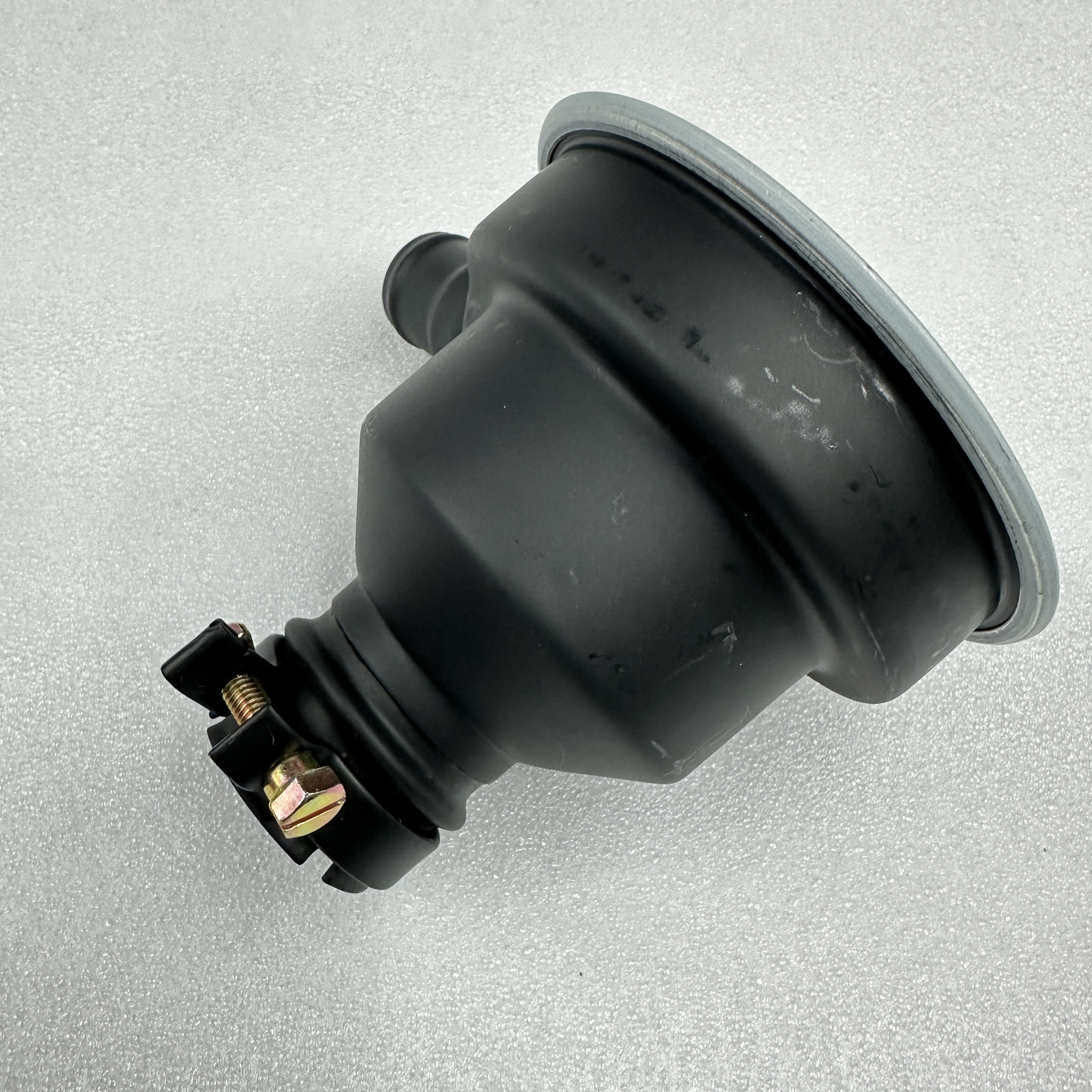 卡车配件适用于曼卡油水分离器 MAN TGA F200 Fuel Filter 51018047032产品图