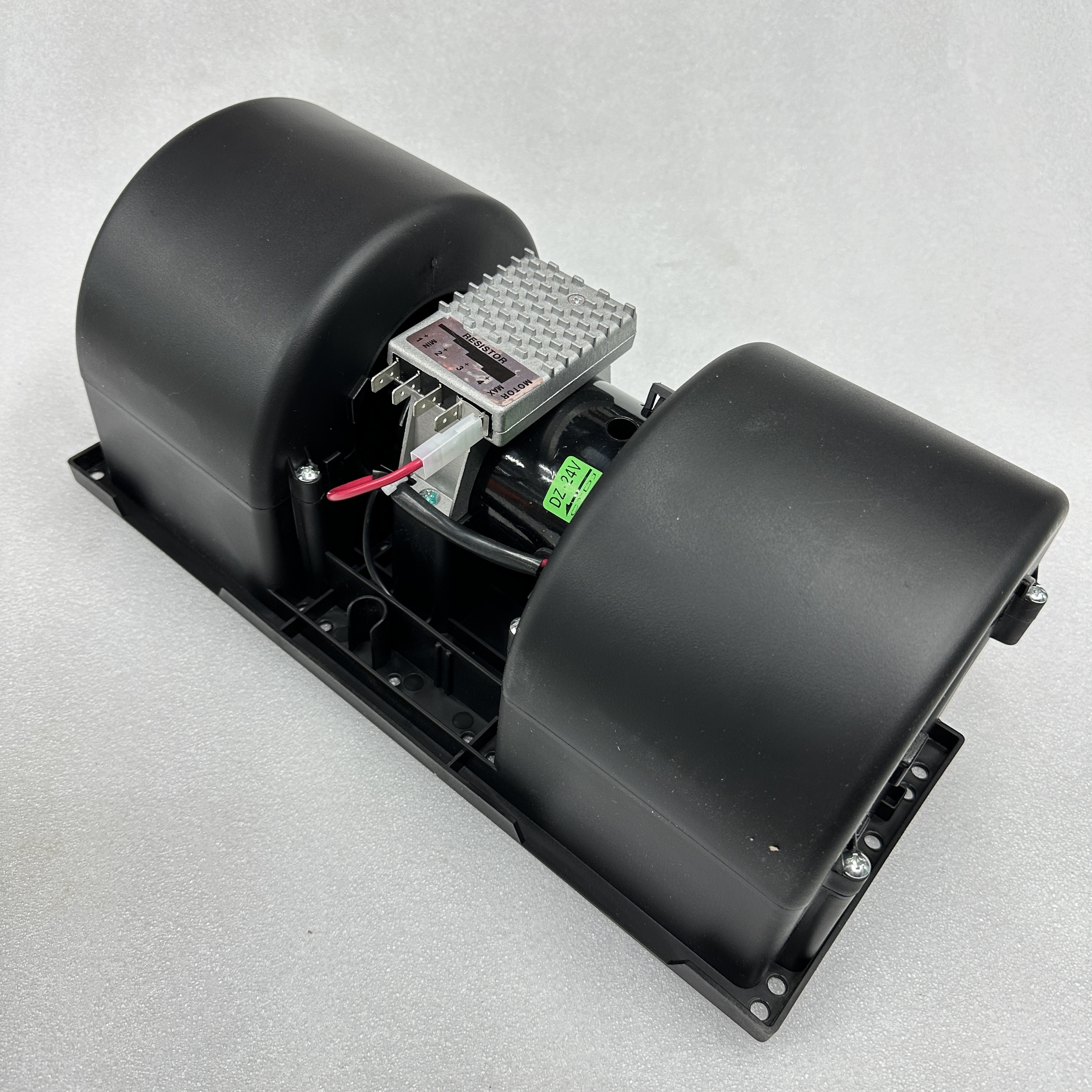 The construction machinery parts are suitable for the JCB engine warm air blower assembly 30/925975 Application Scenario