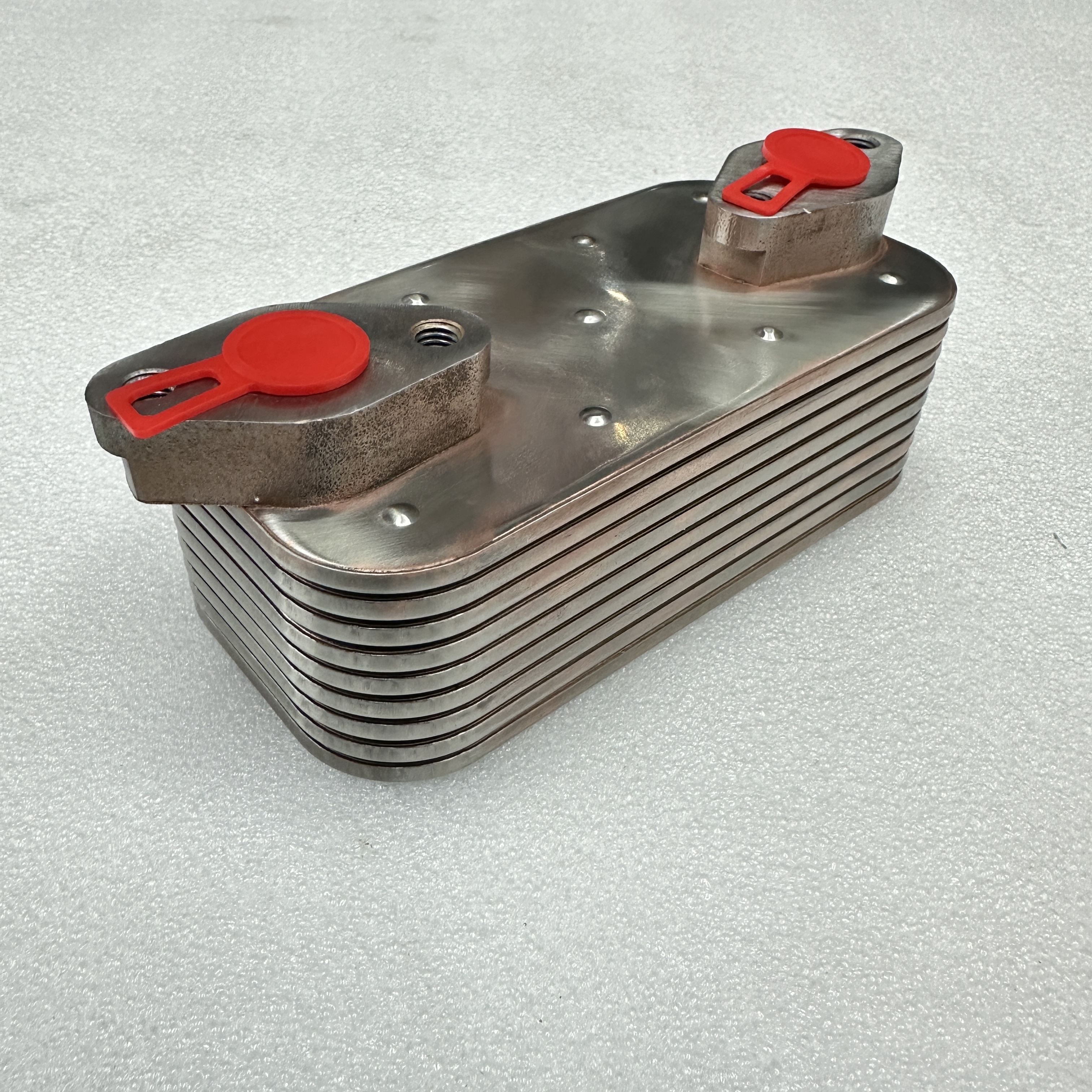 工程车配件适用于帕金斯发动机机油冷却器 2486A217细节图