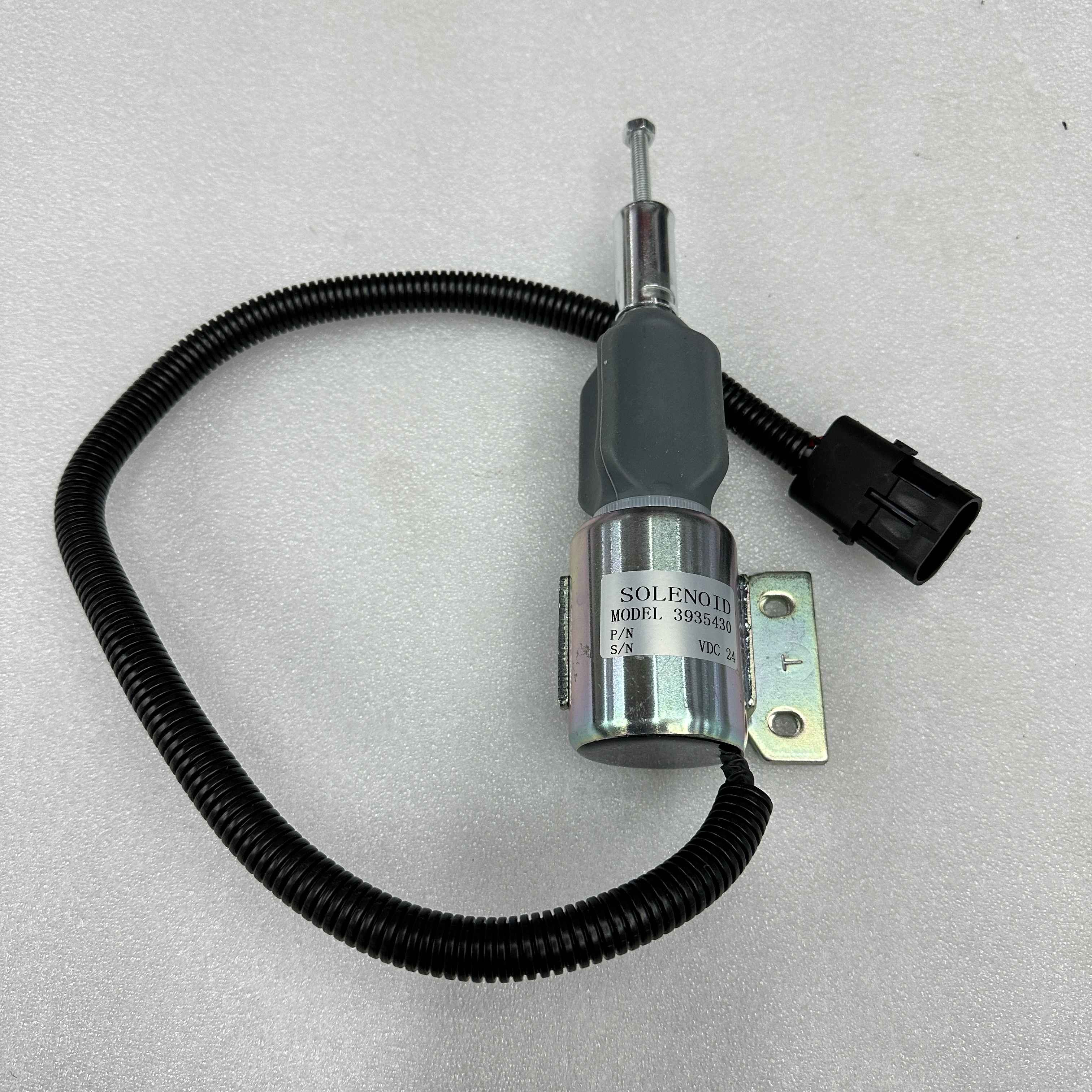 Truck parts are suitable for Cummins 6BT engine stop solenoid valve 3935430 details Picture
