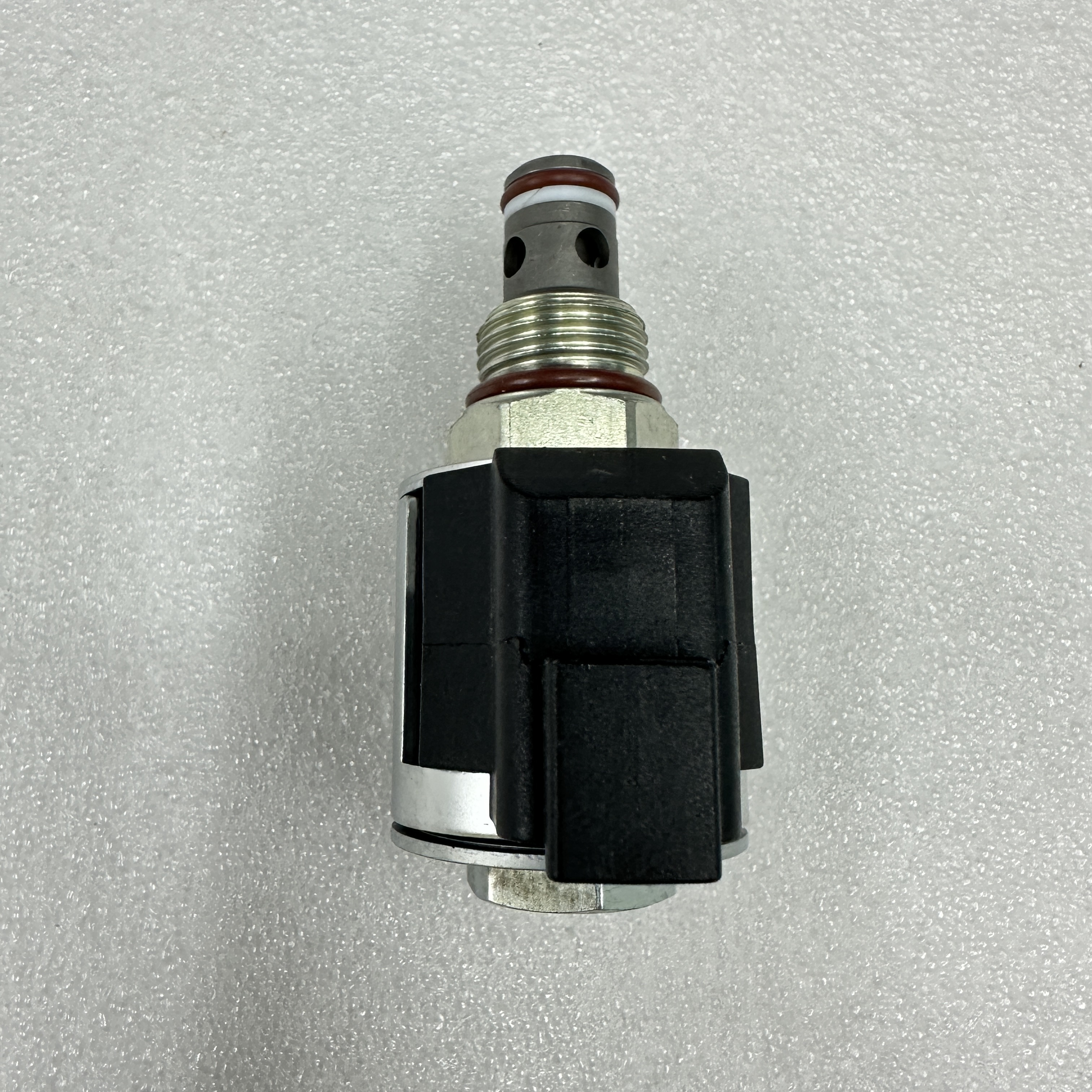 The construction machinery parts are suitable for the JCB 3CX engine stop solenoid valve 25/222657 details Picture
