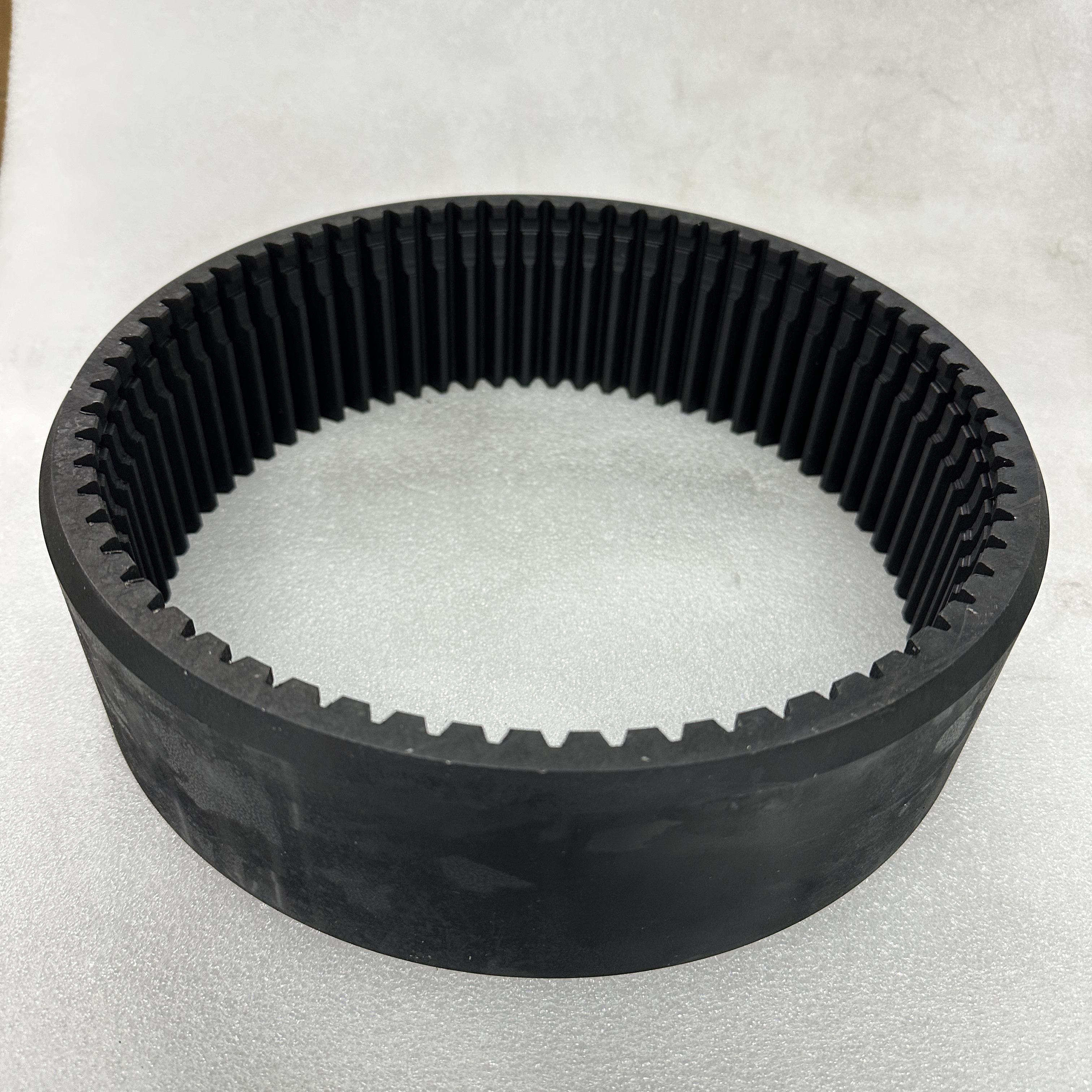 The engineering vehicle parts are suitable for JCB construction machinery gear rings 450/10205 Item Picture