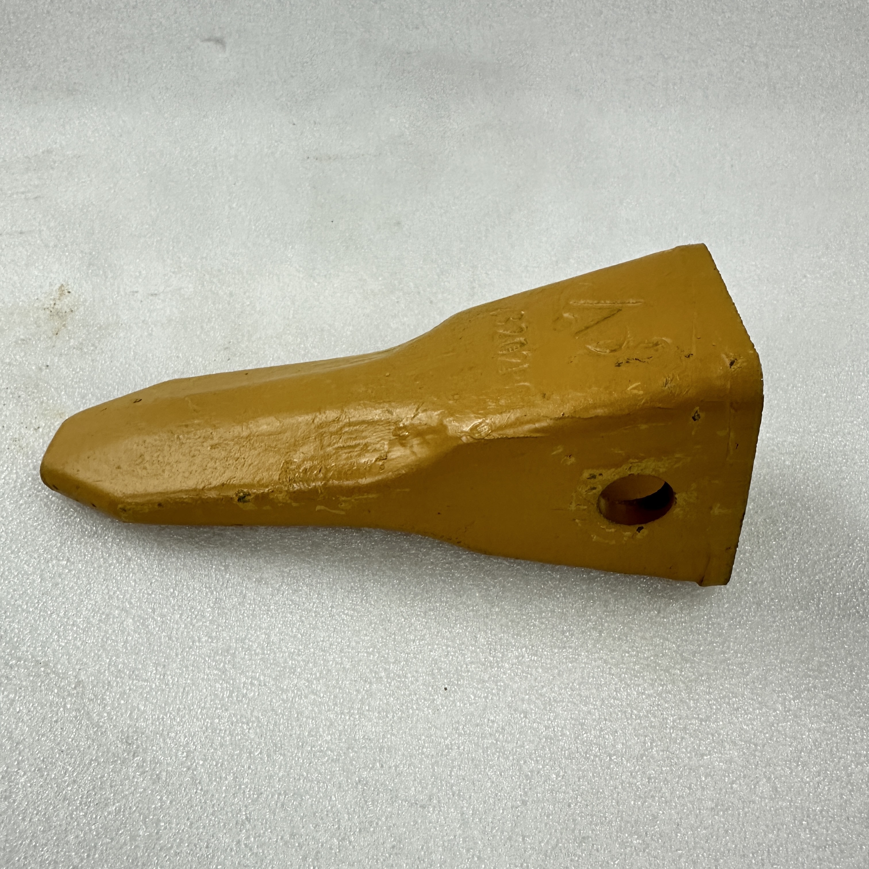 小型挖掘机配件适用于卡特CAT J200车型斗齿 1U3202RC产品图