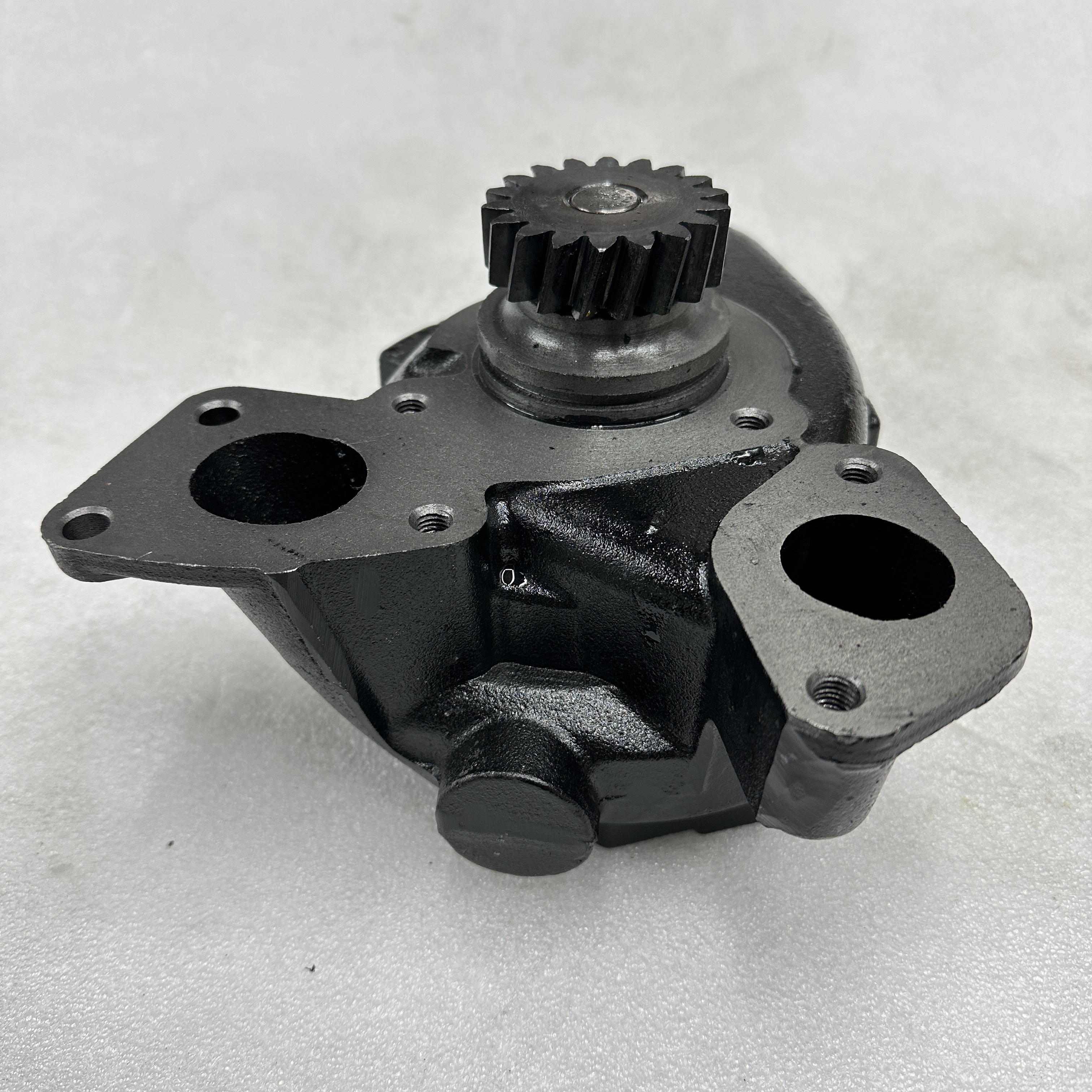 Engineering vehicle parts are suitable for PERKINS 1006 engine cooling water pump U5MW0092 details Picture