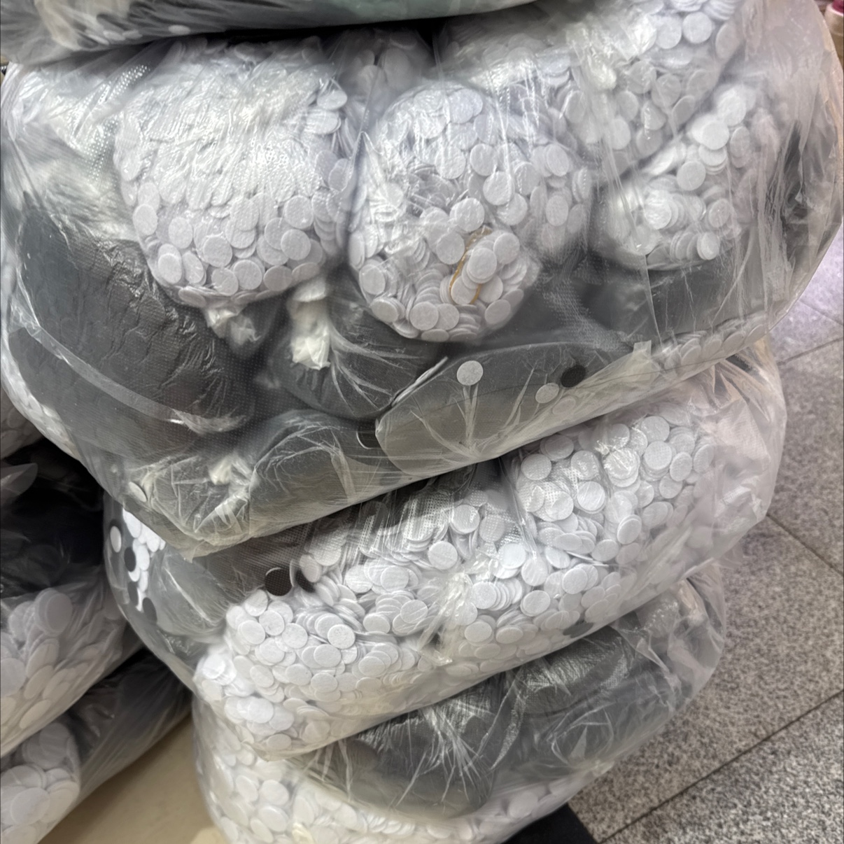 现货供应不织布无纺布圆片垫片底片DIY手工饰品发饰辅料配件产品图