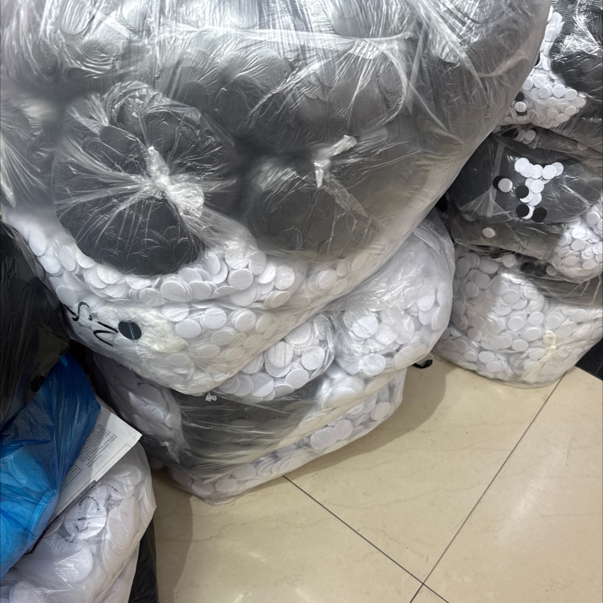 现货供应不织布无纺布圆片垫片底片DIY手工饰品发饰辅料配件详情图3