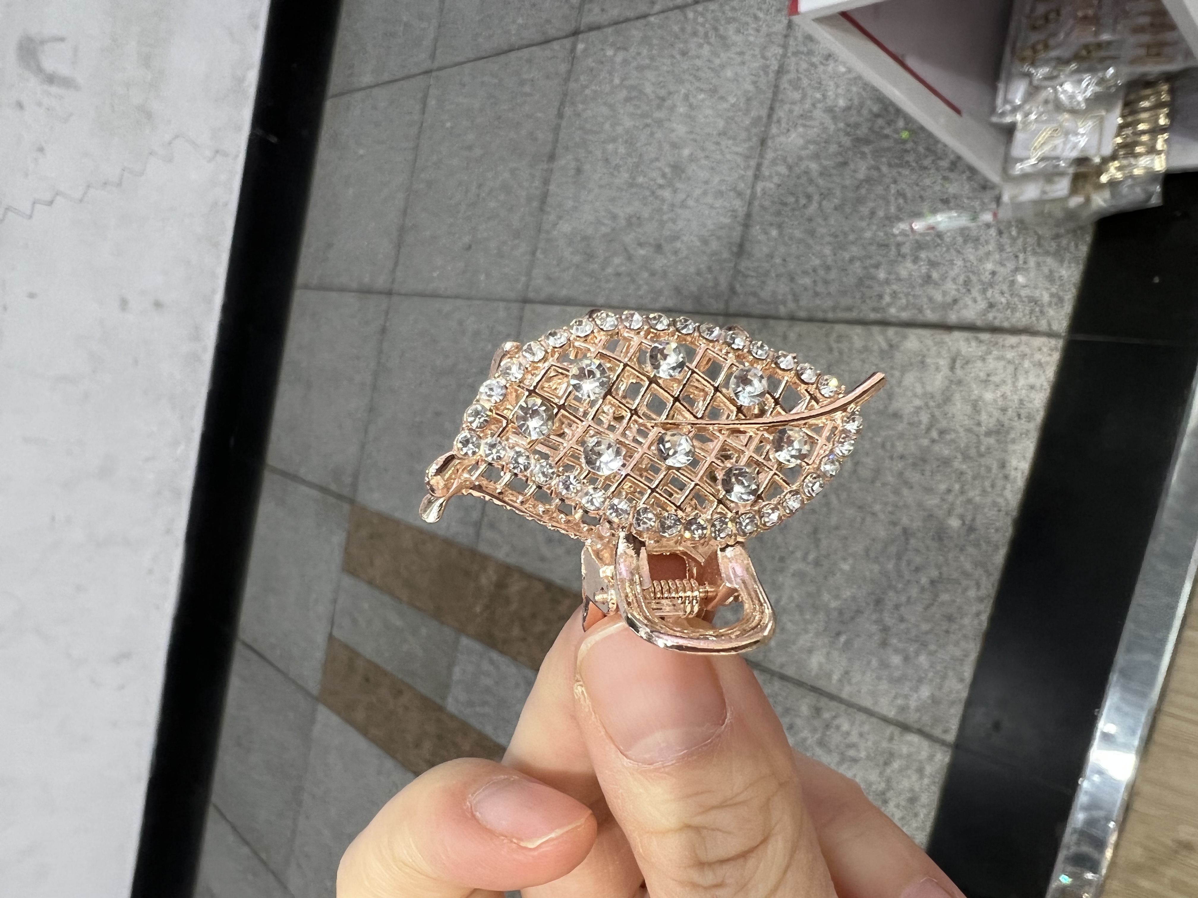 儿童夏季可爱发饰 地摊热销发卡 抓夹式设计 简约时尚发夹 美发小工具