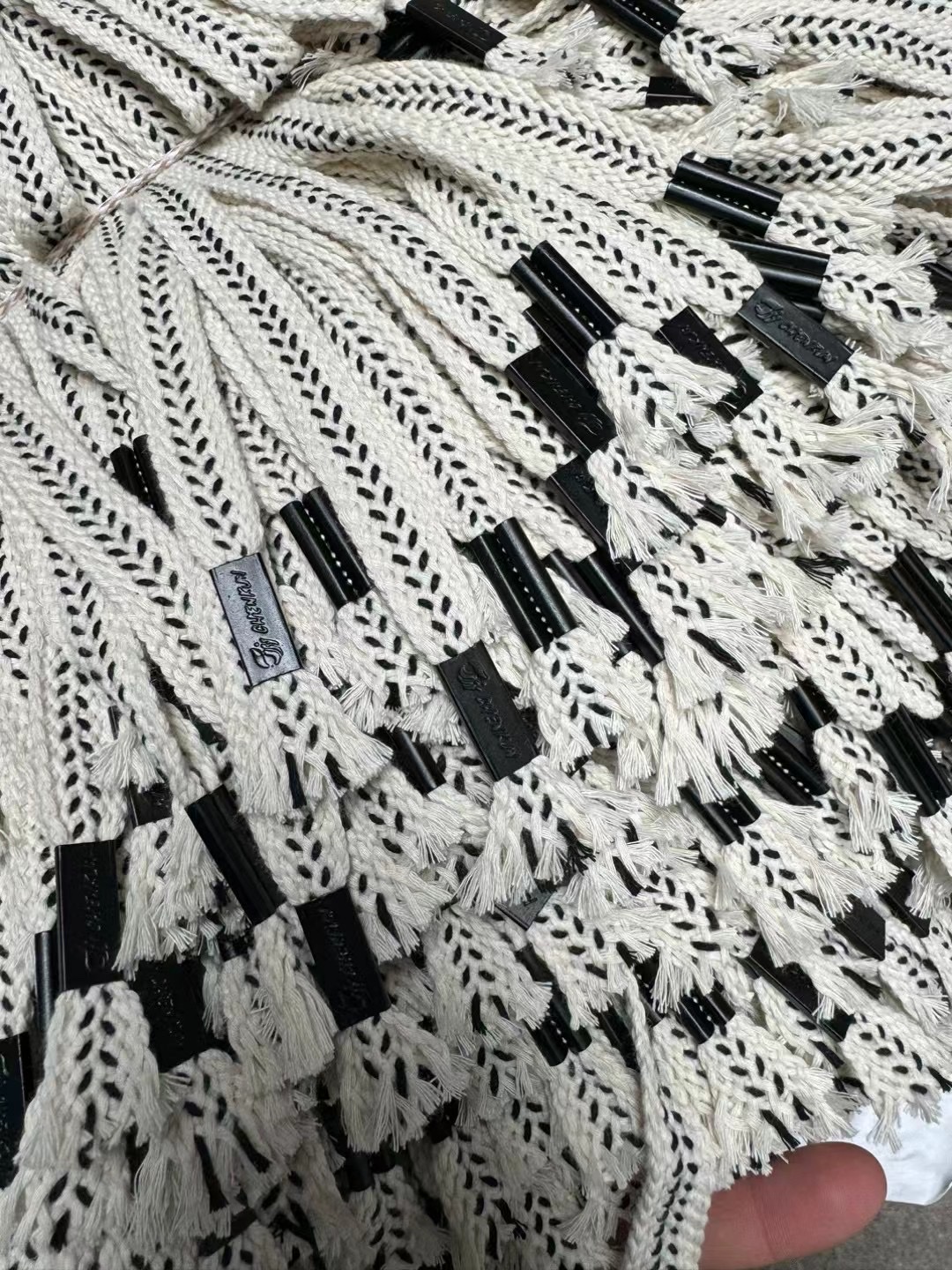 服装辅料绳子厂批发新款涤棉编织绳裤腰绳帽绳抽绳皮标装详情图4