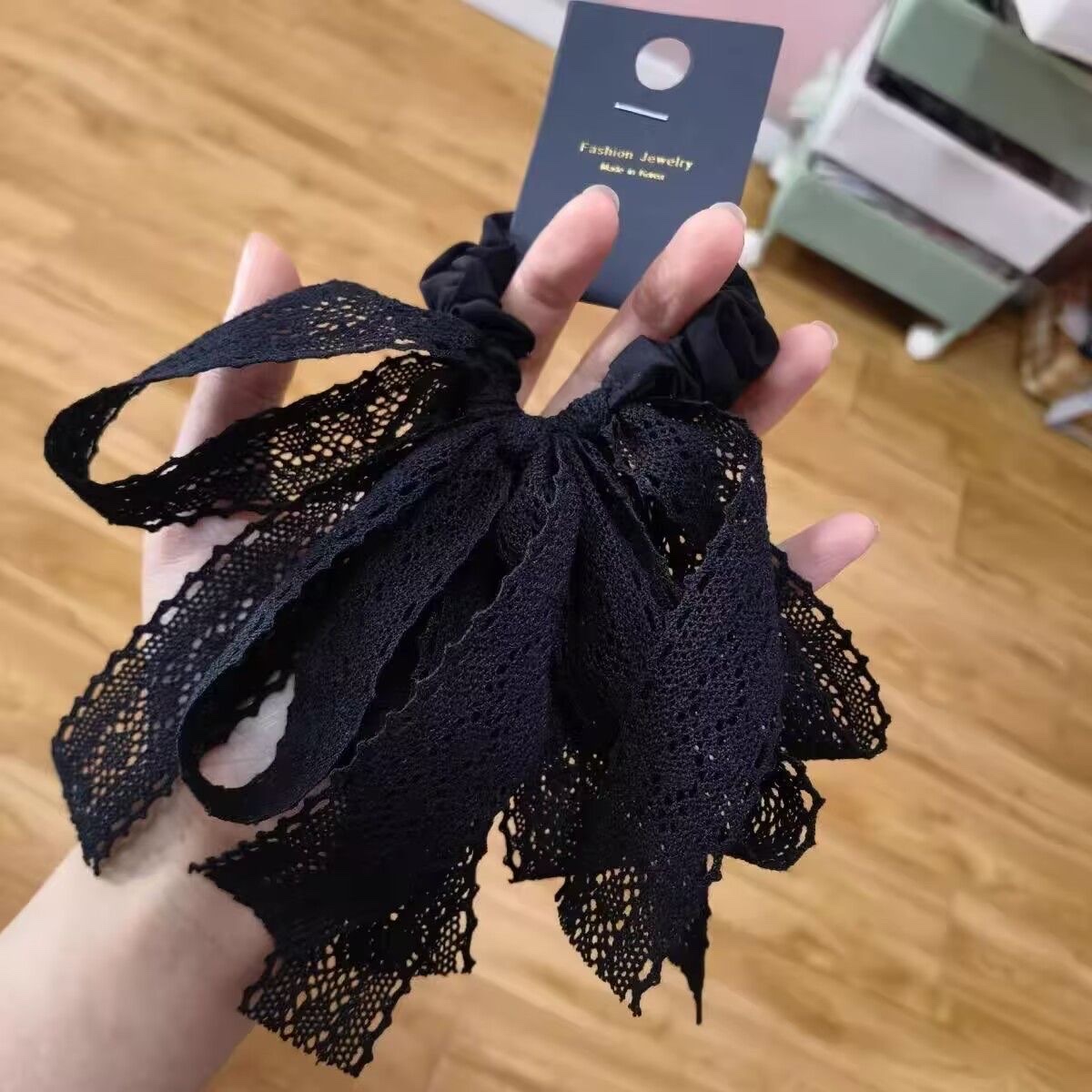 韩国东大门网红同款蕾丝发圈气质轻奢大肠蝴蝶结皮筋头绳发饰品头绳白底实物图