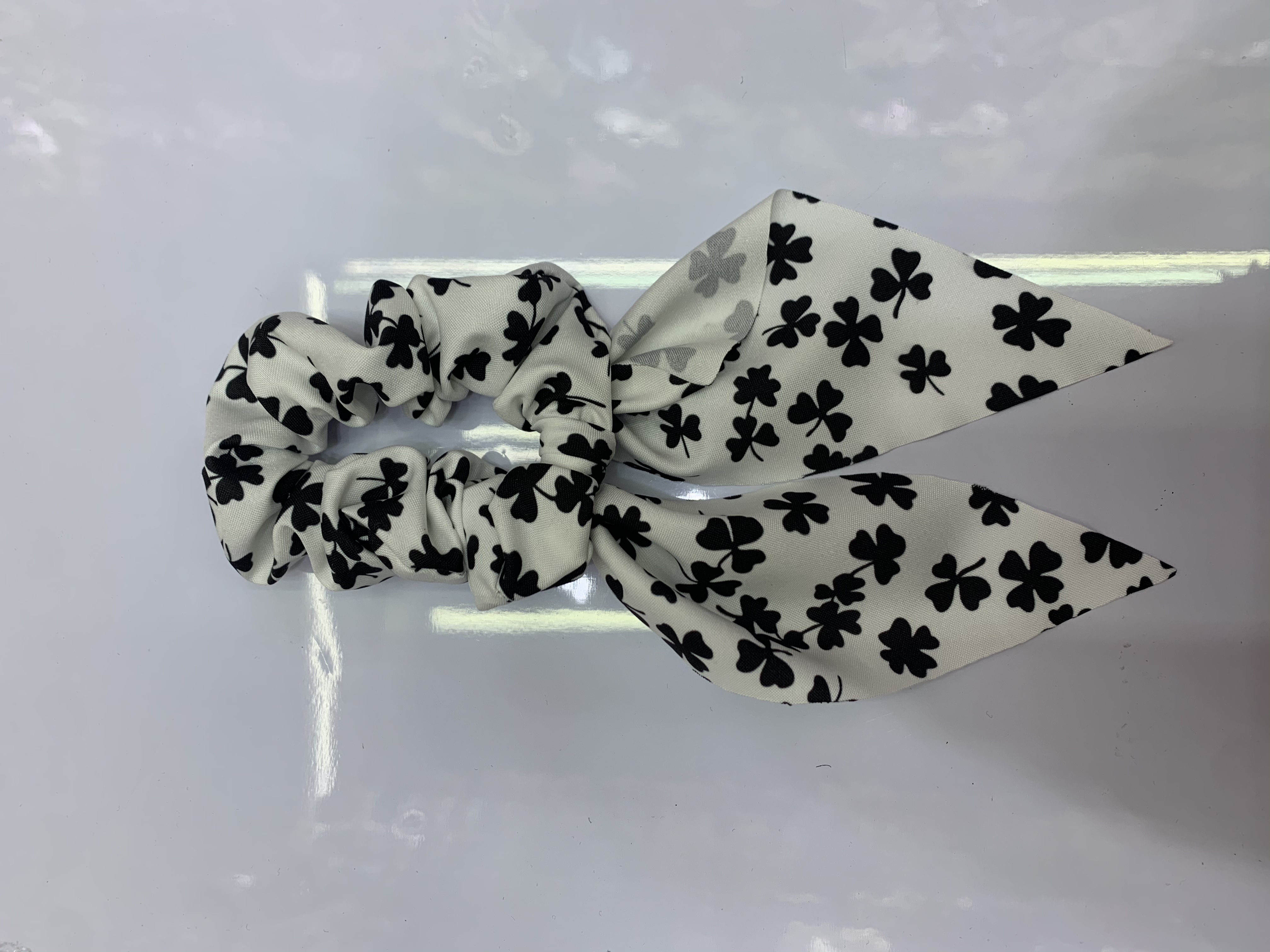 时尚发圈头绳批发 高质量头发扎发圈 饰品头饰 美发必备款式多样发饰