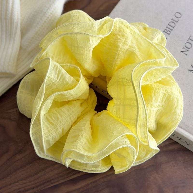 New Spring/Summer 2025 large cream ethereal lace multi-layer pleated black fungus edge high-end large intestine hair band details Picture