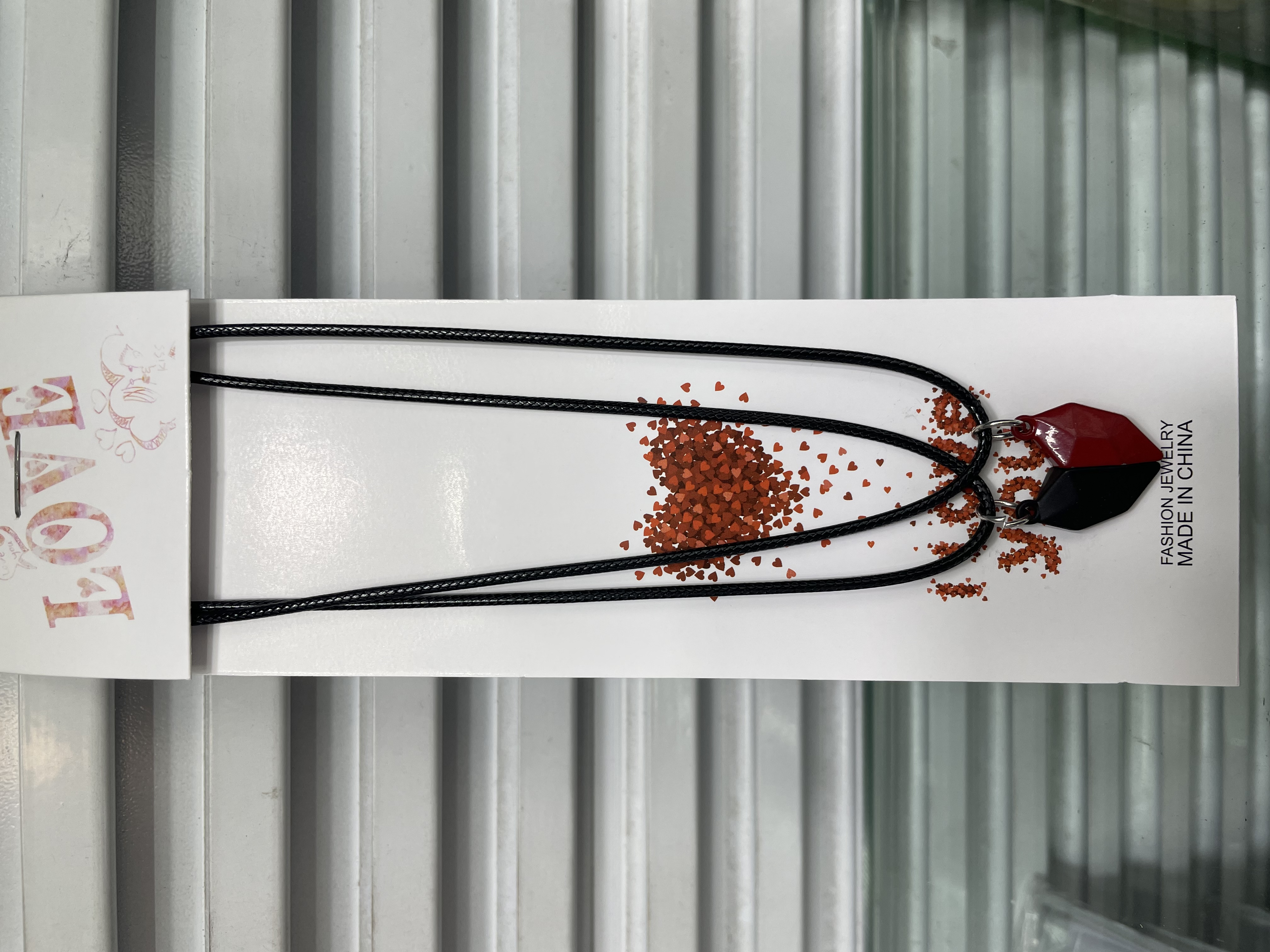 Hot-selling magnetic heart-shaped pendant, best friend and couple necklace, pearl necklace, pure silver necklace, crystal zircon melon chain necklace, pearl chain, women's style, spliced and elegant