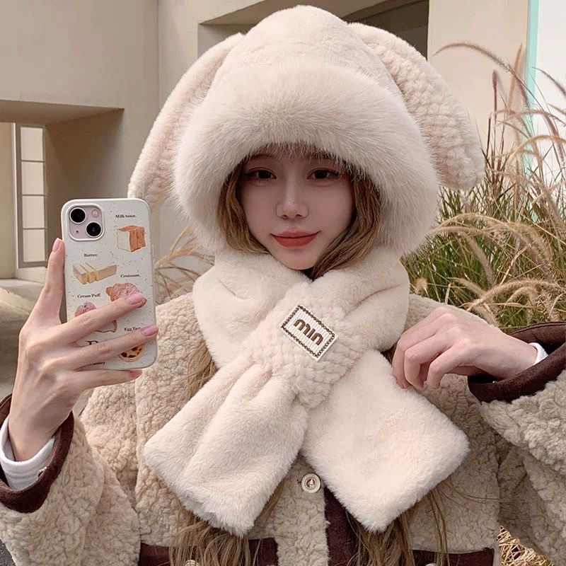 A cute one-piece hat and scarf, thickened ears, plush winter new warm cycling scarf, ear protection for autumn and winter details Picture