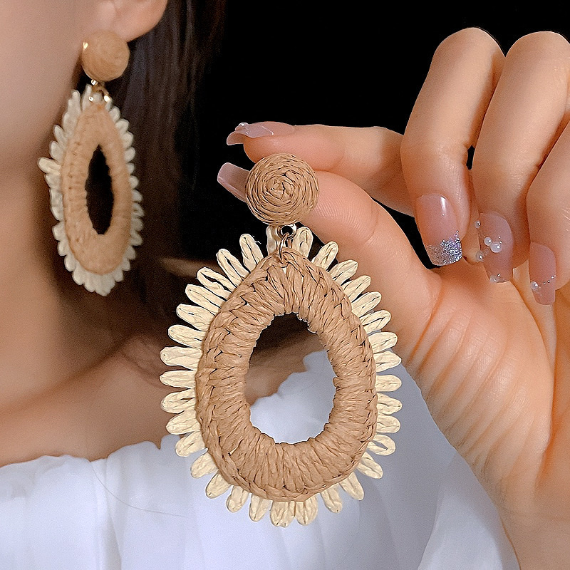 韩国东大门夸张个性拉菲草扇形流苏耳环海岛度假风耳饰时尚耳坠女产品图