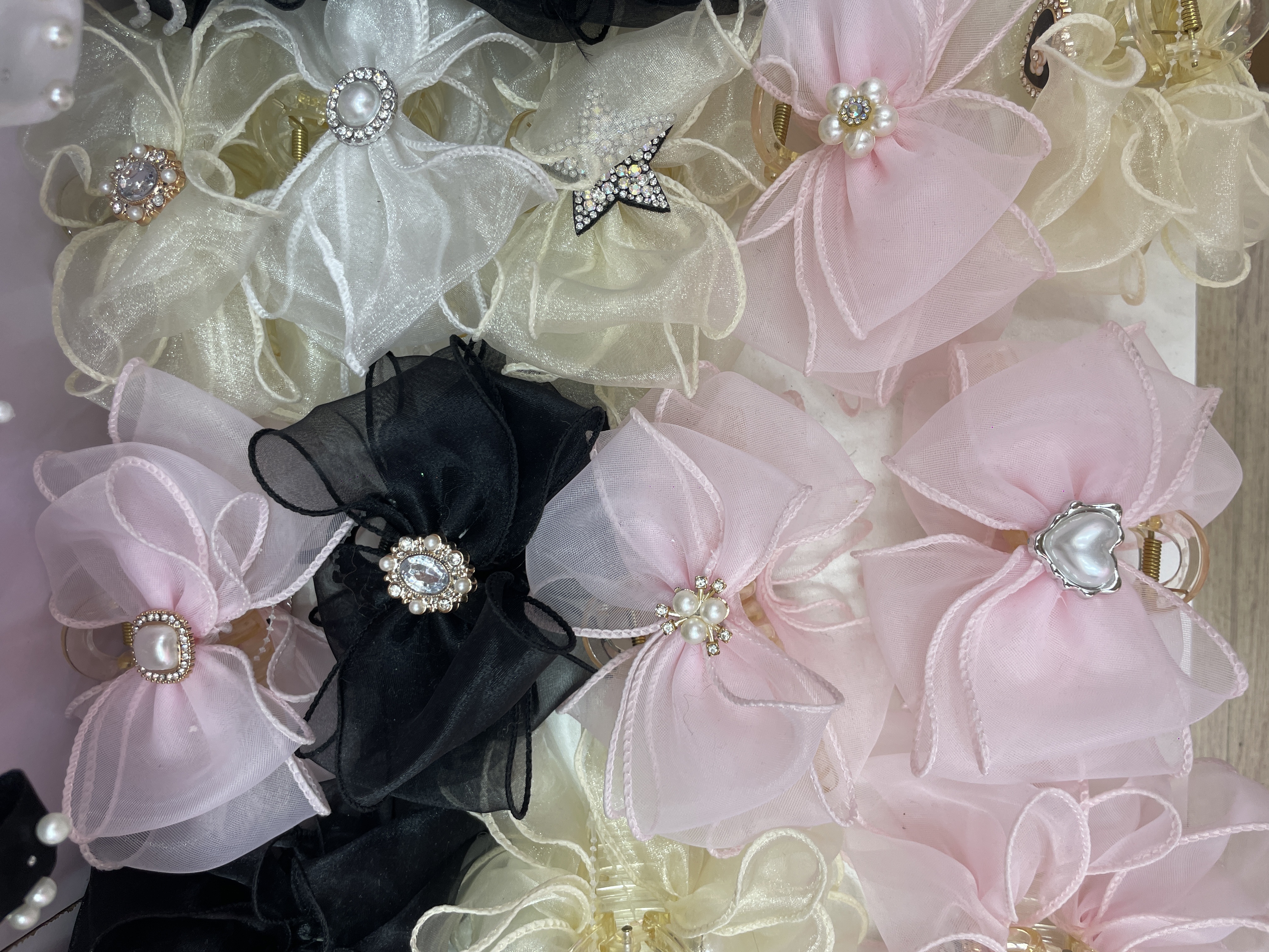 Black feather bubble clip, bow hairpin, high-end updo, shark clip, oversized hairpin, hair accessory to increase hair volume, bow pearl, Korean detail image 7