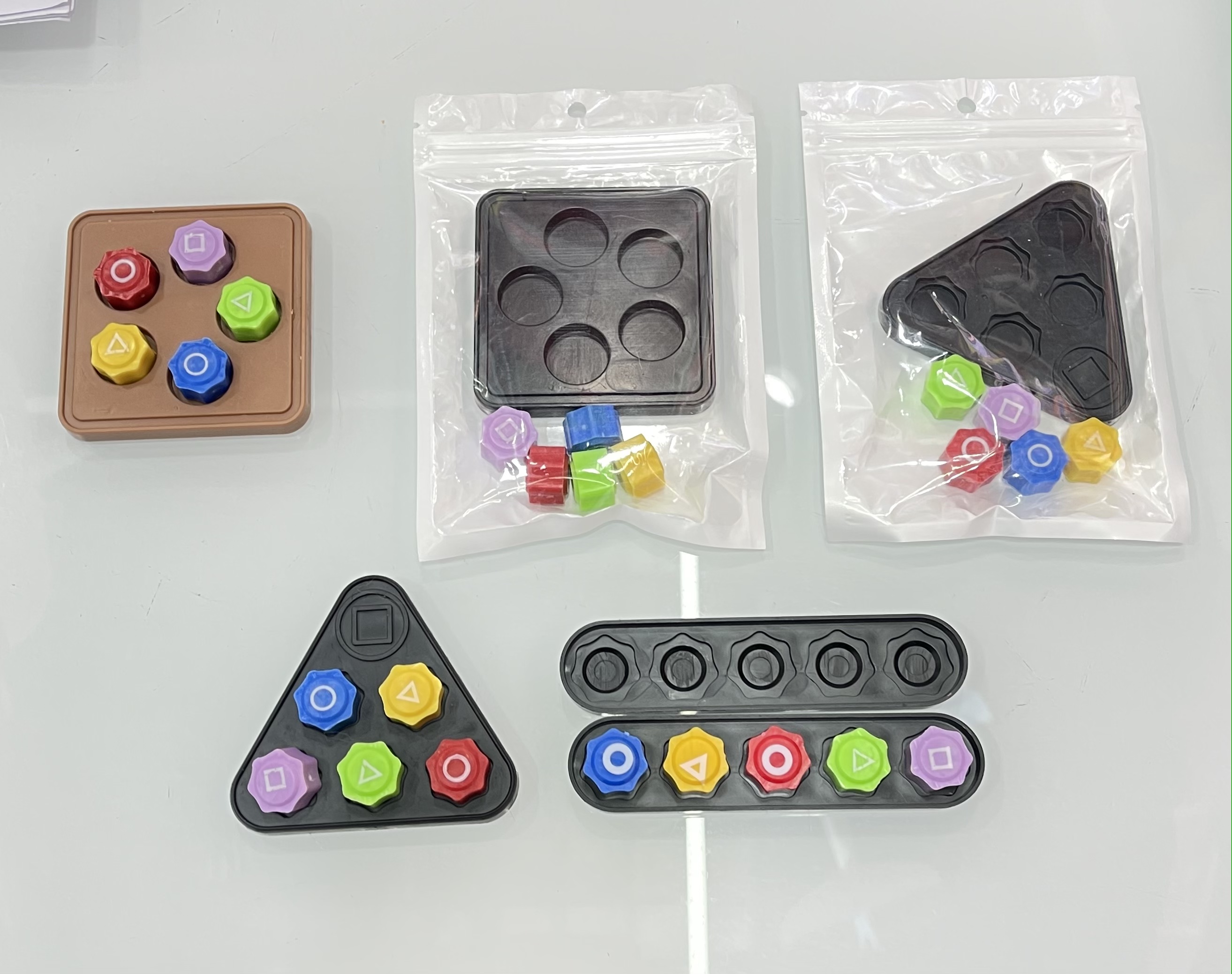 跳跃类玩具实物图