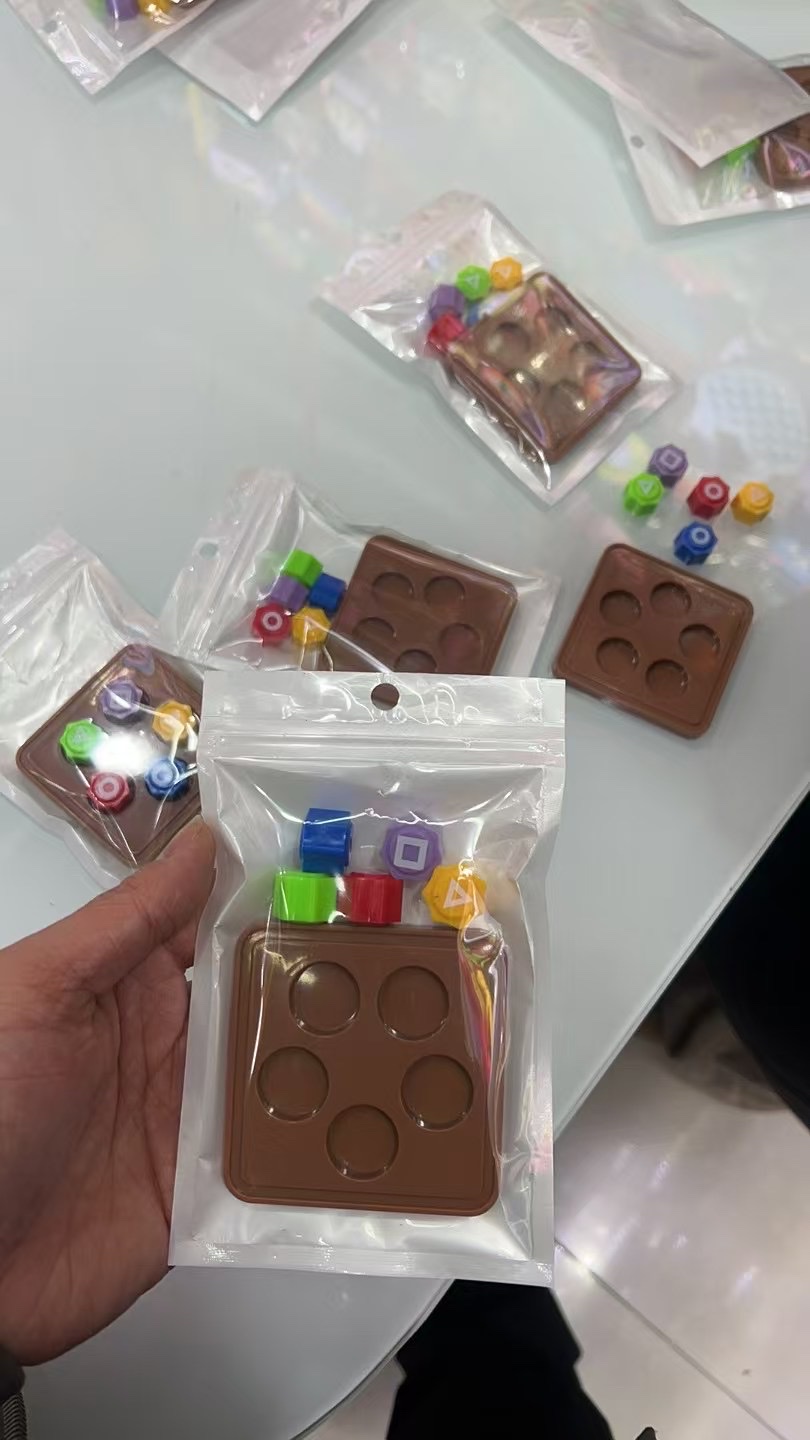 抓子是怀旧童年．传统抓子游戏 、花样很多，详情图3