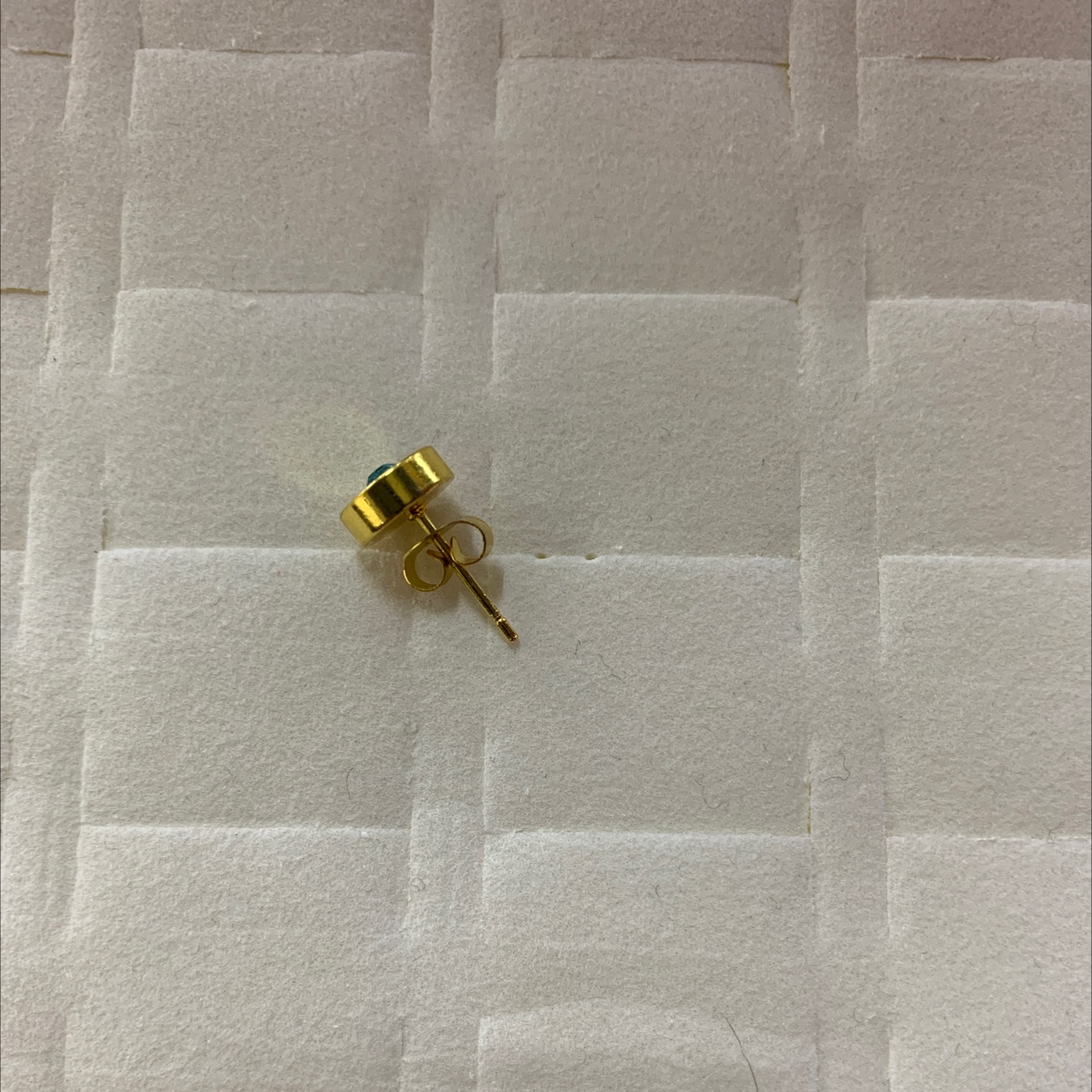 程洁不锈钢材质饰品款式新颖气质型大方上档次欢迎大家来下单耳钉细节图