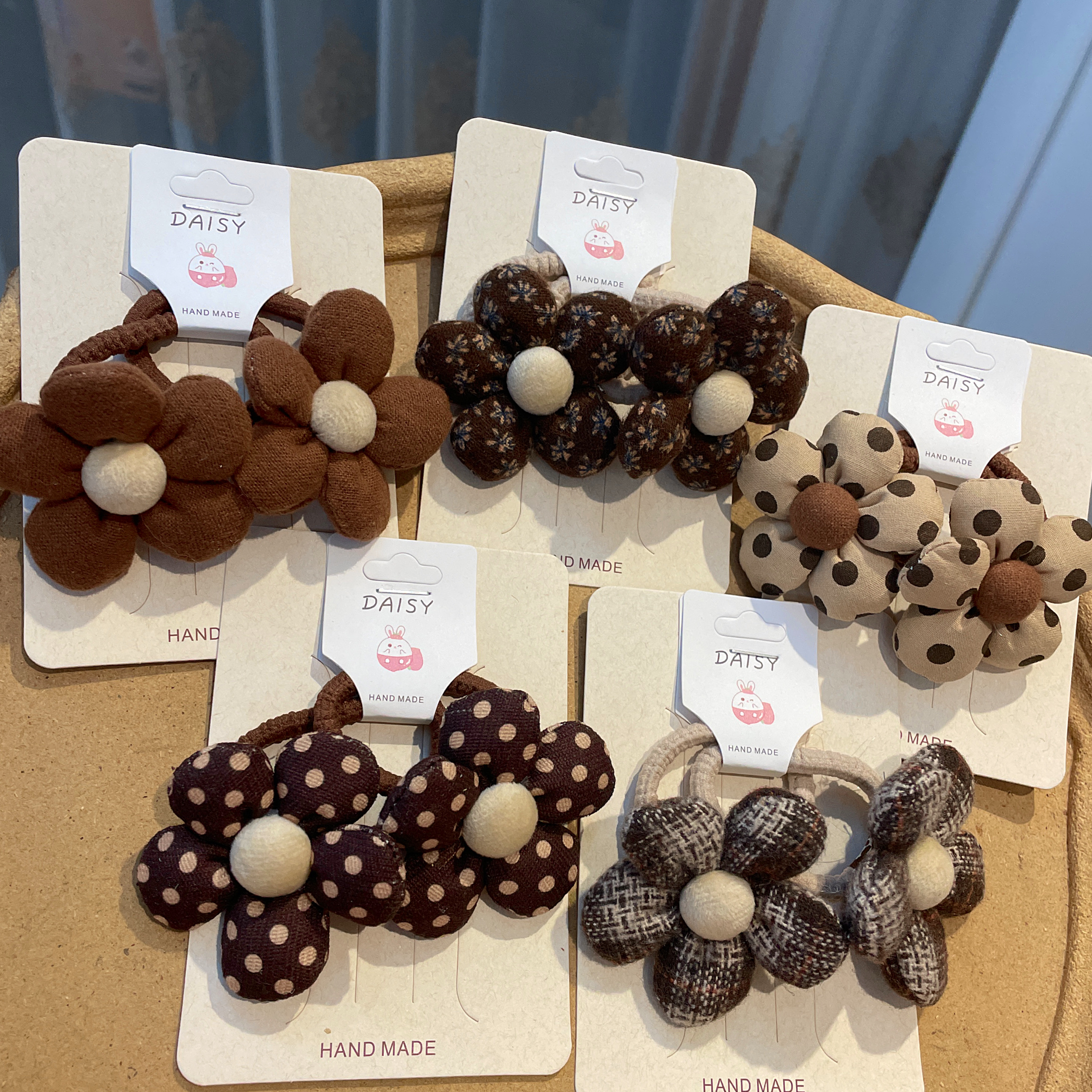 The national trend series of handcrafted crocheted children's summer cute hair clips, Han Chinese headwear accessories, girls' hair accessories and hair clips, children's summer cute styles are diverse