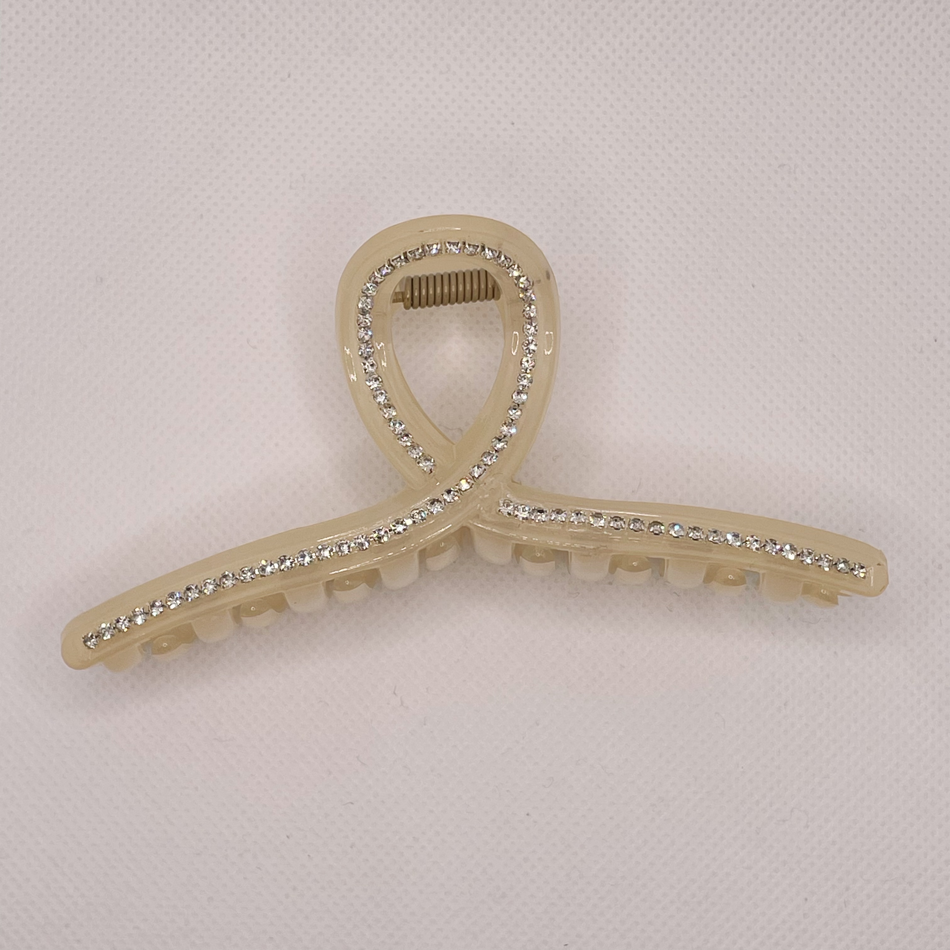 The PC hairpin clip with a high-end feel, diamond-encrusted grab clip, large hairpin, simple hair accessory, shark clip hairpin at the back of the head detail image 7