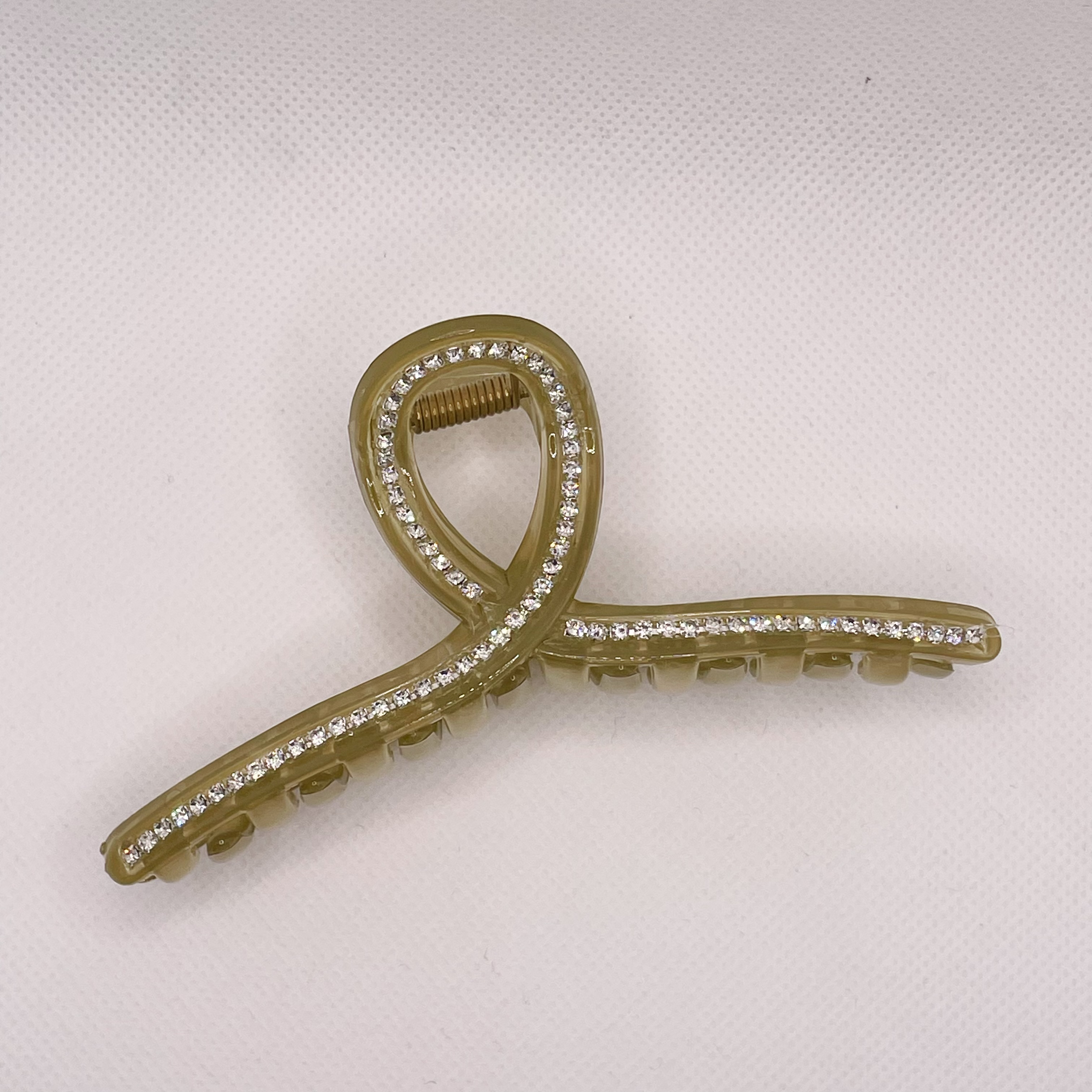 The PC hairpin clip with a high-end feel, diamond-encrusted grab clip, large hairpin, simple hair accessory, shark clip hairpin at the back of the head detail image 9