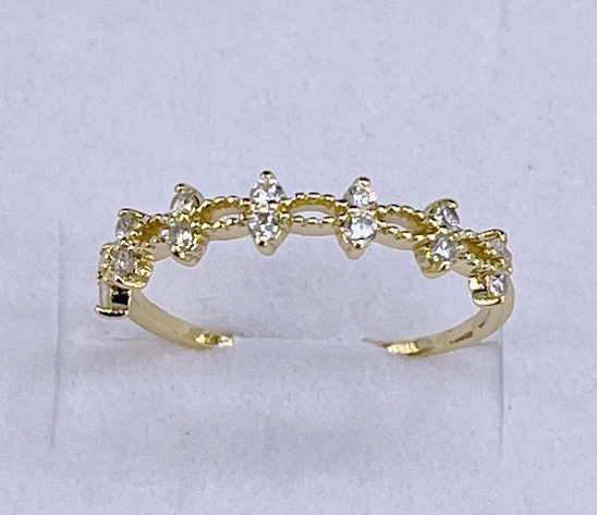 新款轻奢镀金排钻戒指唯美简约通勤戒指镂空蕾丝微镶戒指