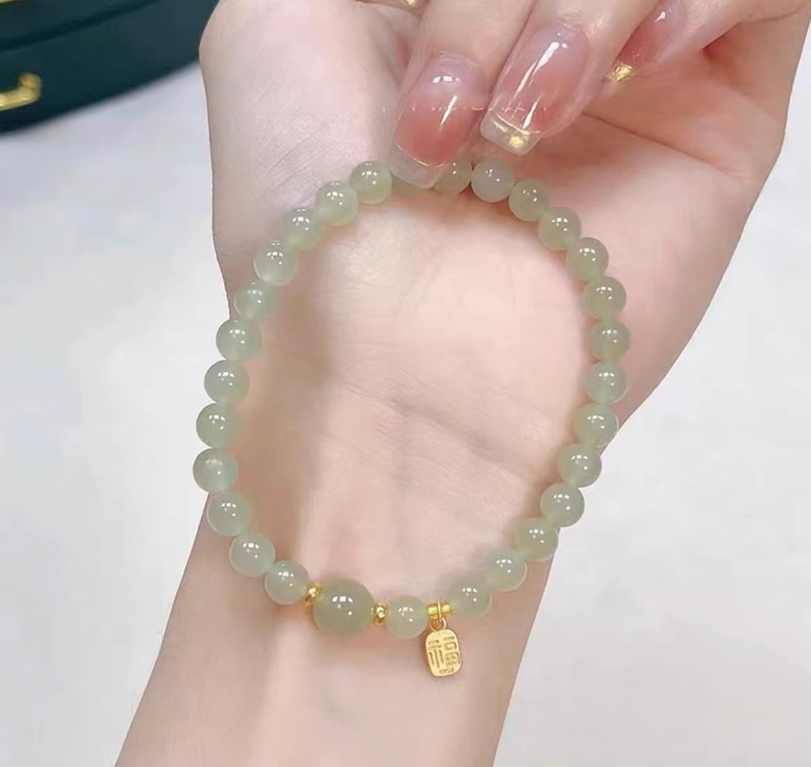 水晶手链女款 高档水晶手串饰品 时尚简约手链 