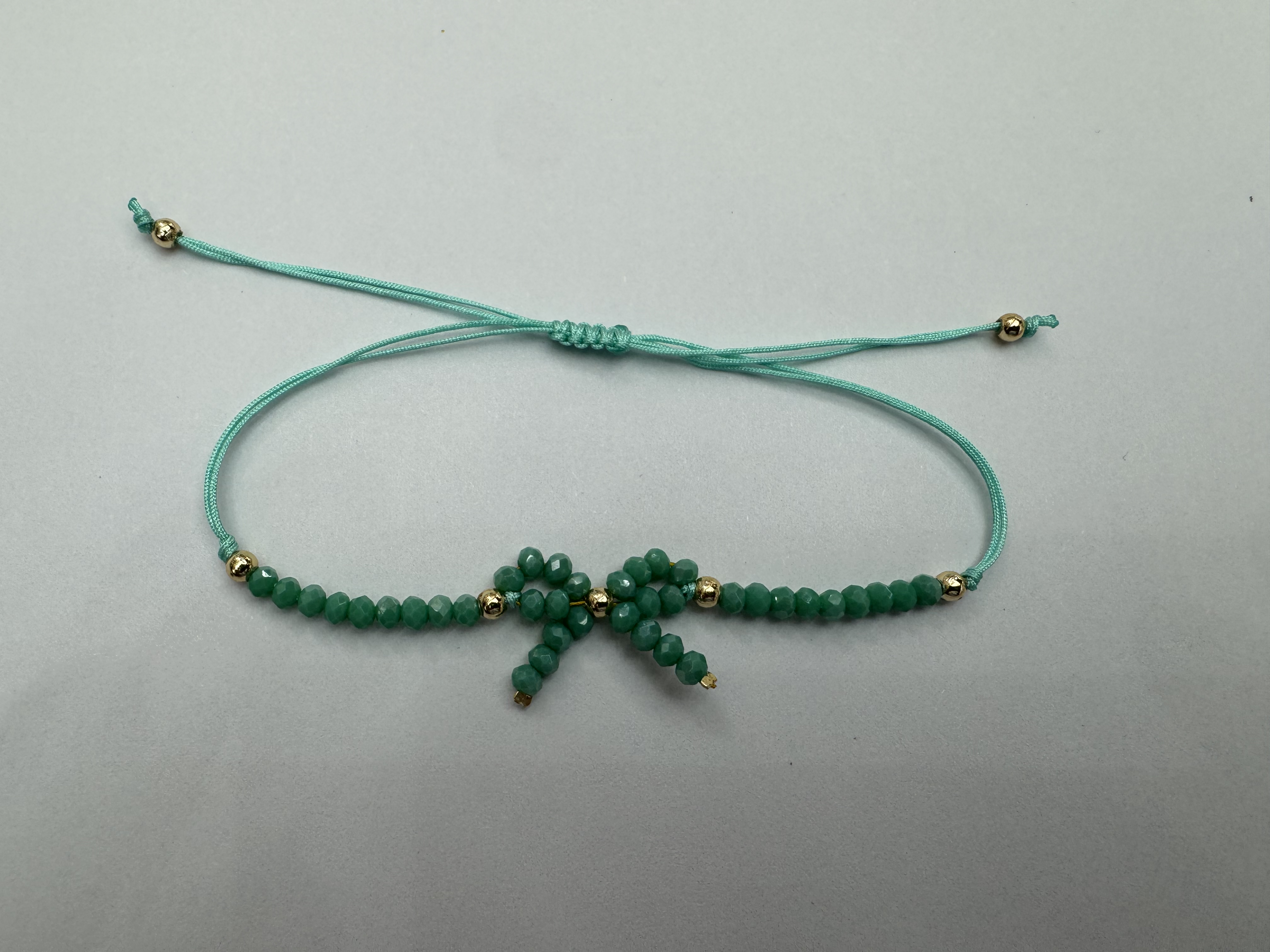 手工编织系列手链之一，金色珠子搭配水晶，高端大气手链手链手链饰品