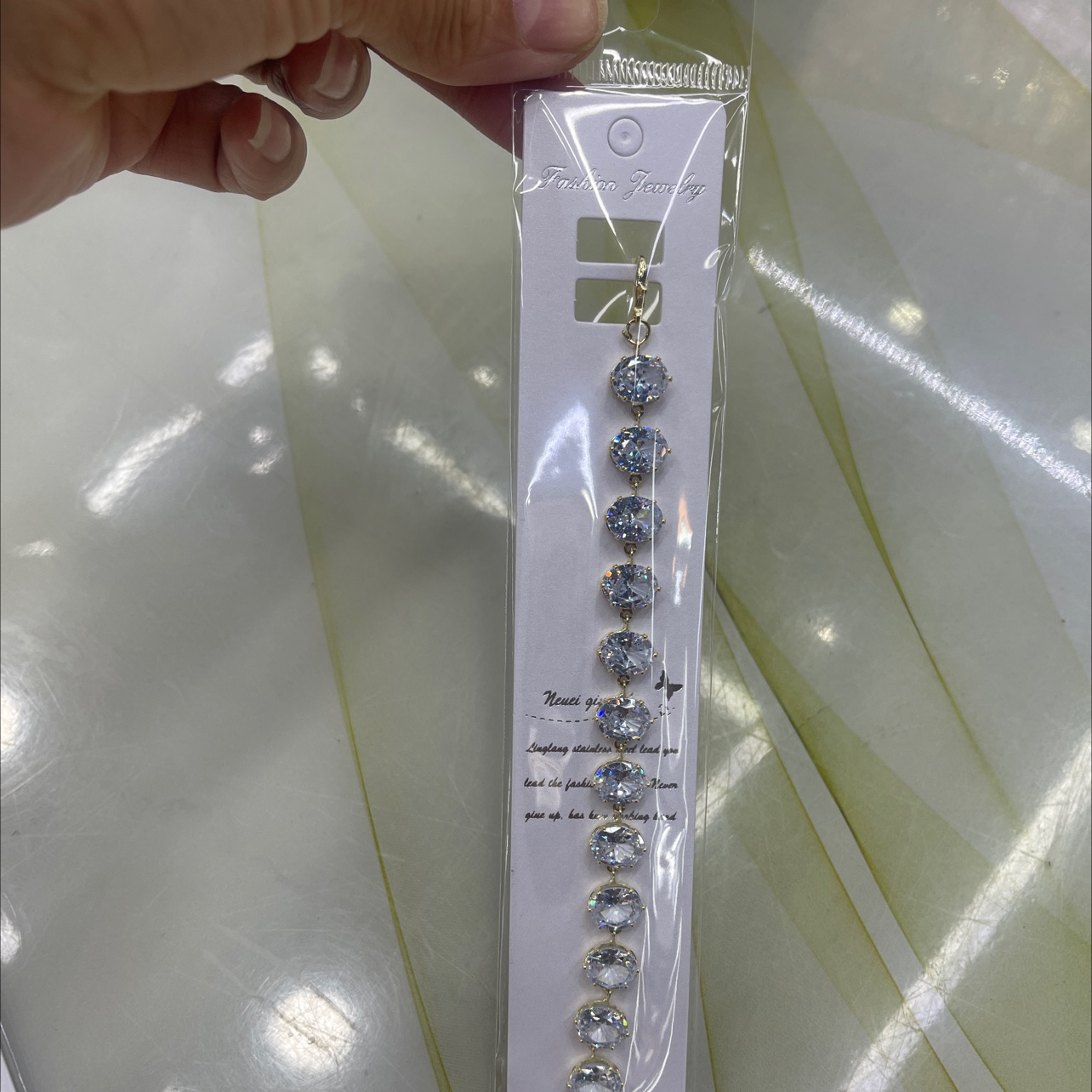 锆石手链时尚饰品 锆石手串女士款 精致手链独特设计 闪耀锆石元素手饰手链