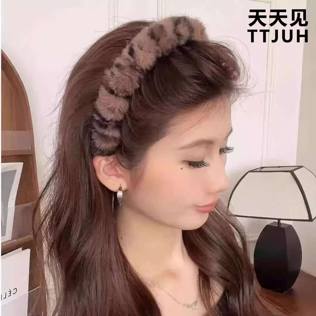 Furniture Eco-friendly hair comb sets, hair accessories, hair ties, hair bands, women's fashionable hair accessories, eco-friendly materials, gentle hair care hair accessories, hair accessories