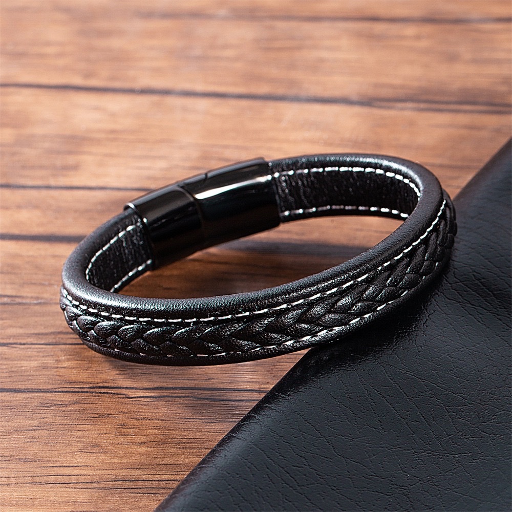 Simple genuine leather bracelet, Japanese and Korean style men's versatile and personalized leather bracelet, European and American street woven leather bracelet, accessory bracelet detail image 6