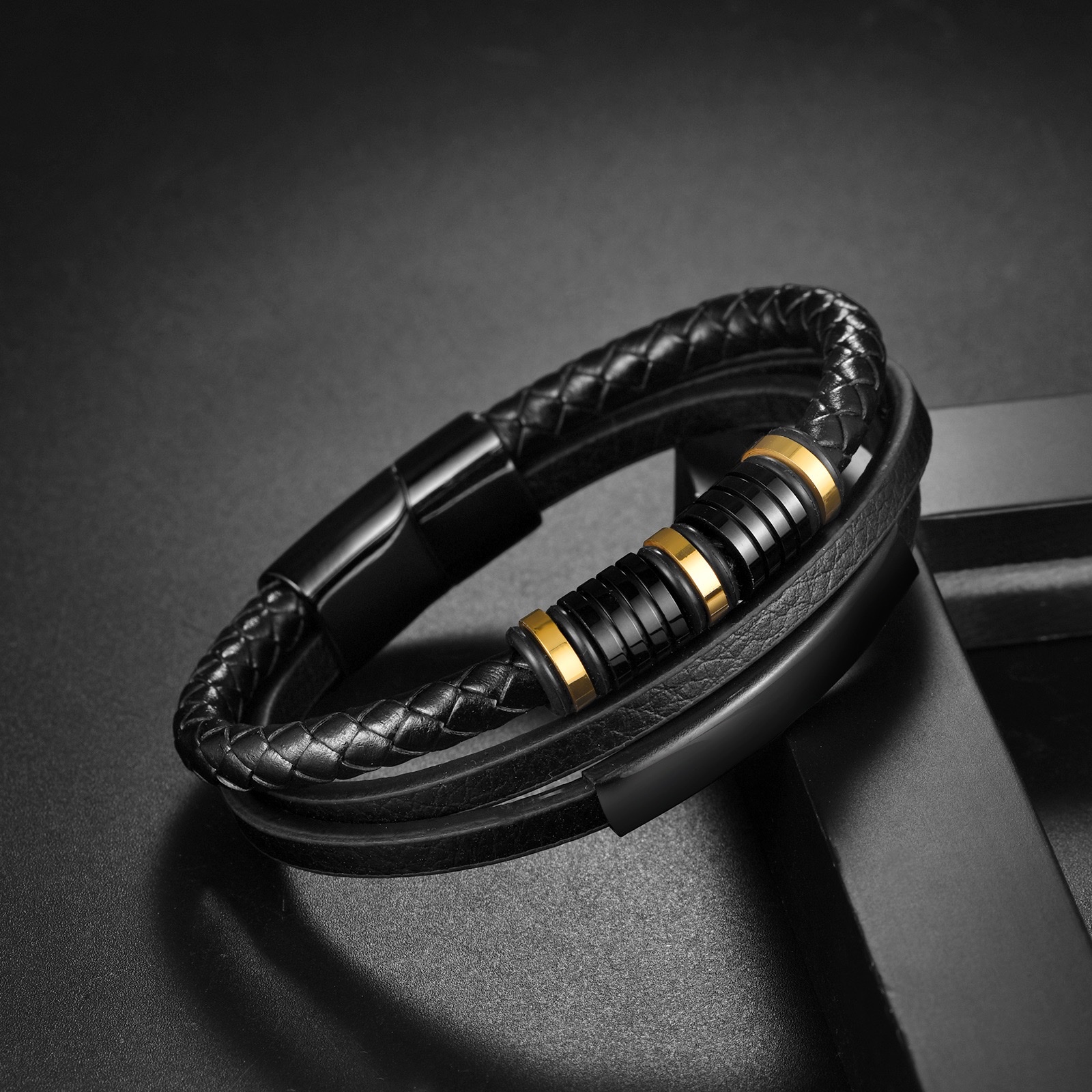 Cross-border Japanese and Korean style men's trendy multi-layer leather bracelet, European and American men's fashionable, individual and simple alloy leather bracelet Specification image