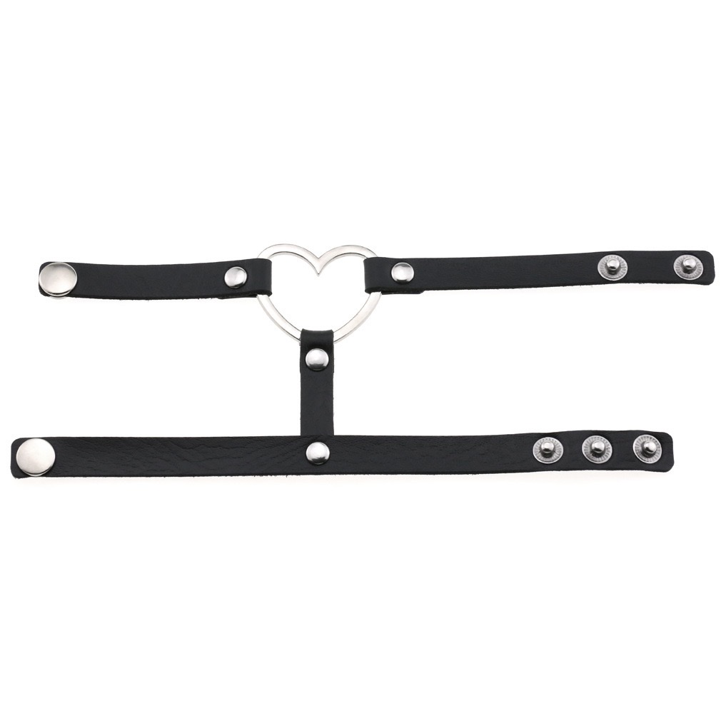 Cross-border, personalized, non-mainstream, one-piece leather bracelet, punk gothic, heart-shaped cuff bracelet detail image 5