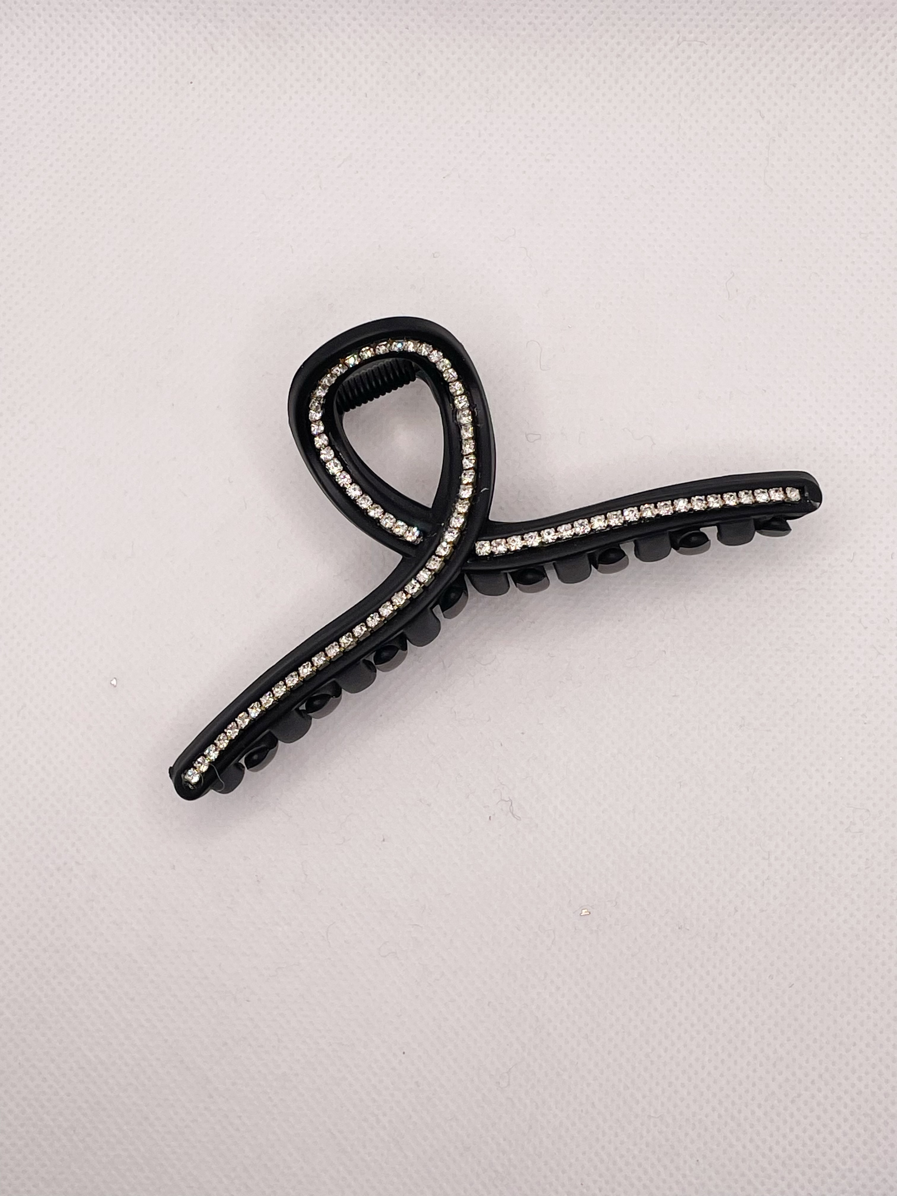 PC hair clips, high-end diamond-encrusted grab clips, large hair clips, simple beige hair accessories, shark clip hair clips at the back of the head detail image 7