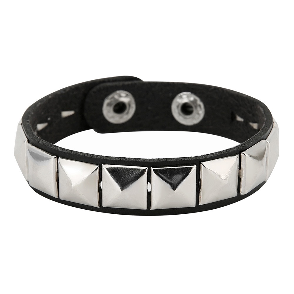 Cross-border best-selling classic square rivet bracelet, personalized punk PU leather stainless steel snap buckle bracelet detail image 7
