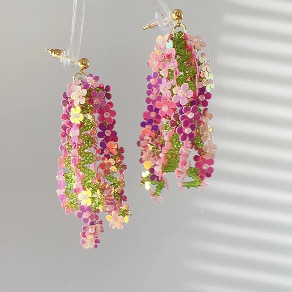 2025春季新品纯手工制作米珠亮片花耳饰