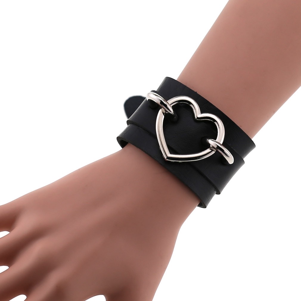 This is a popular punk bracelet in Europe and America. It features a double-layer PU leather bracelet and a simple and unique style. It is suitable for street dance and street photography details Picture