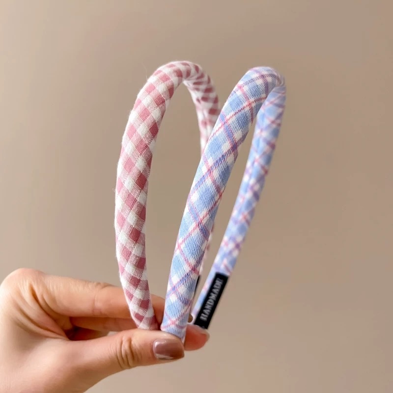 Girls' hairband 2025 New style Hair travel Girls' headband Cute hair clips for girls Baby headwear hole detail image 4