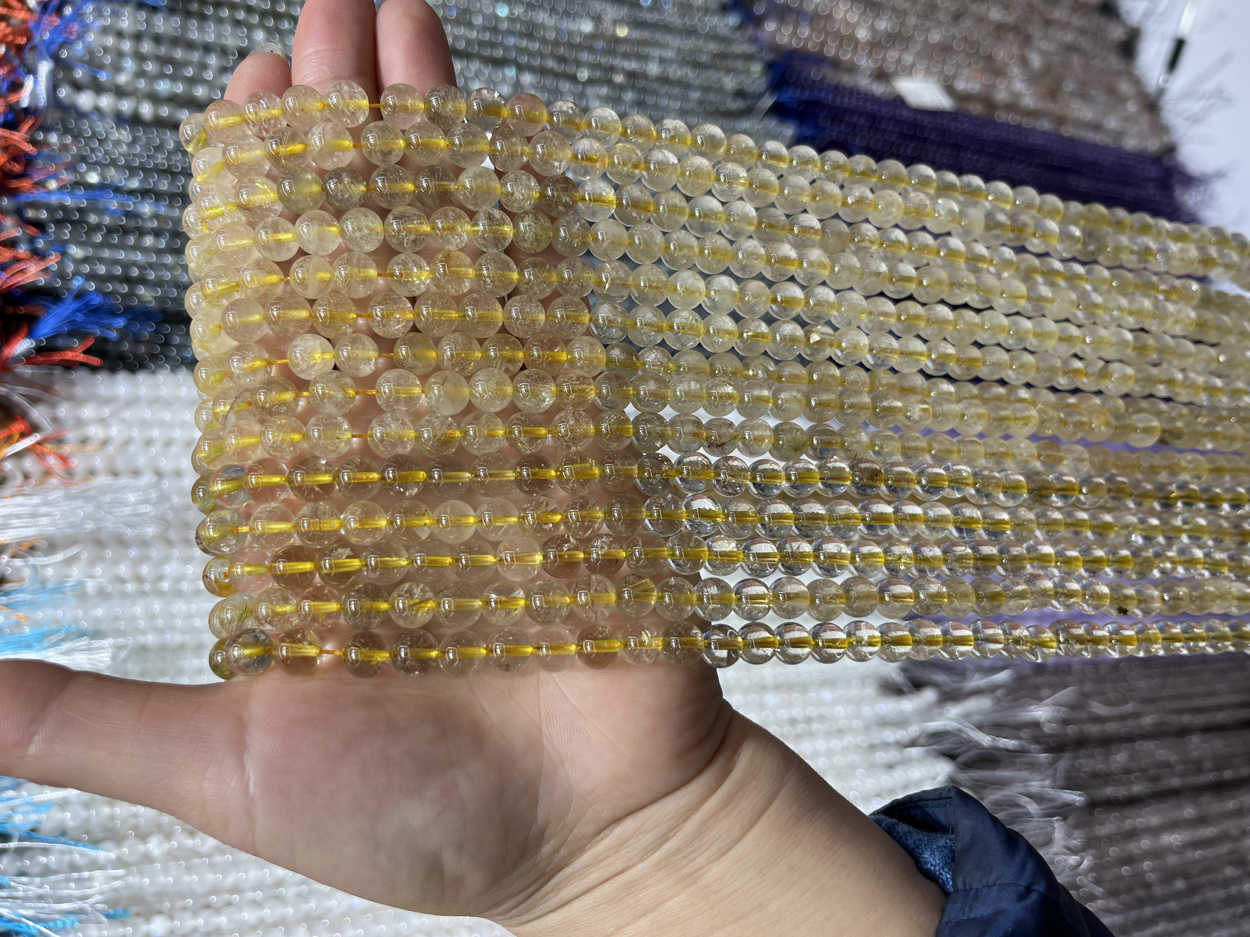 天然金发晶散珠批发 黄水晶diy饰品配件手链串珠 金发晶圆珠半成品 金丝发晶隔珠半成品珠子详情图5