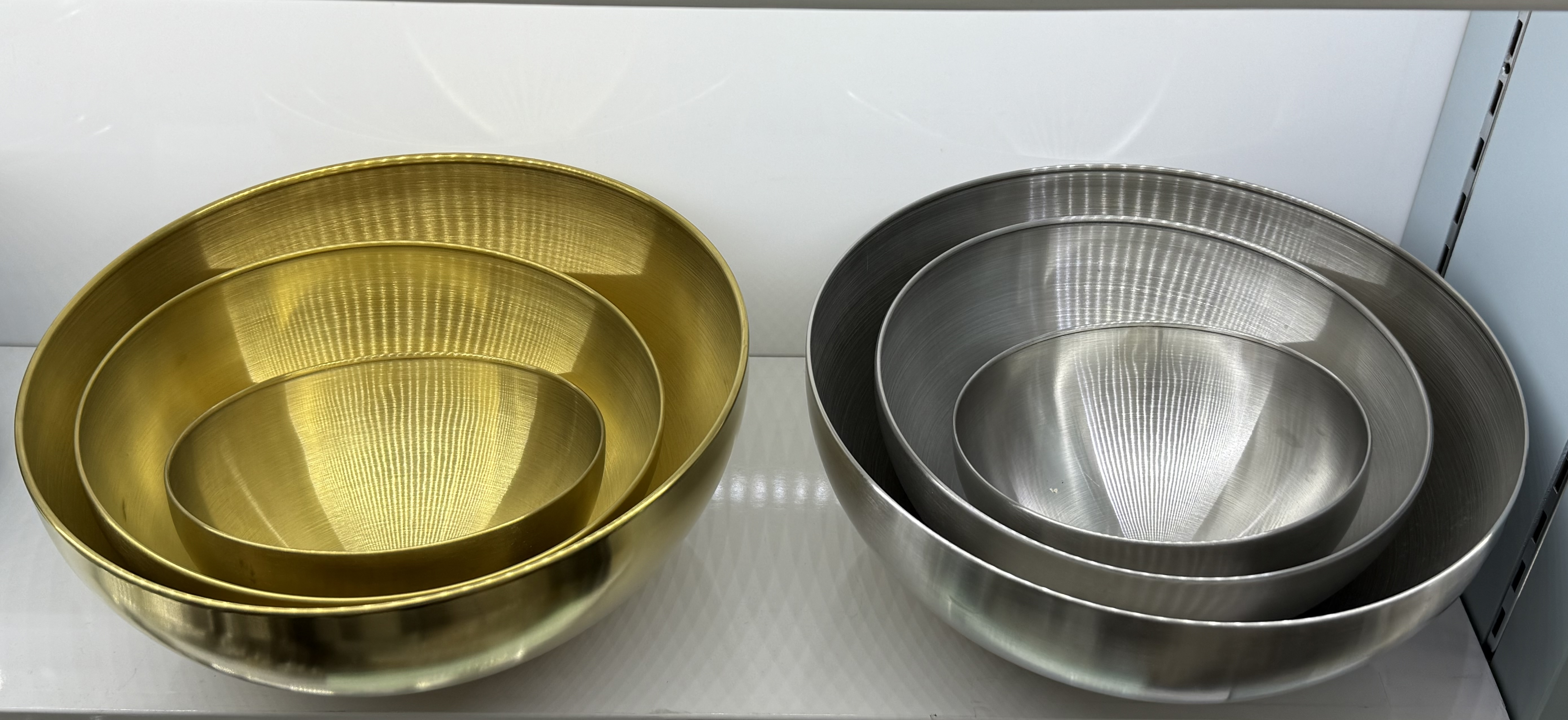 Stainless steel natural color inwardly rolled salad bowl, 20cm