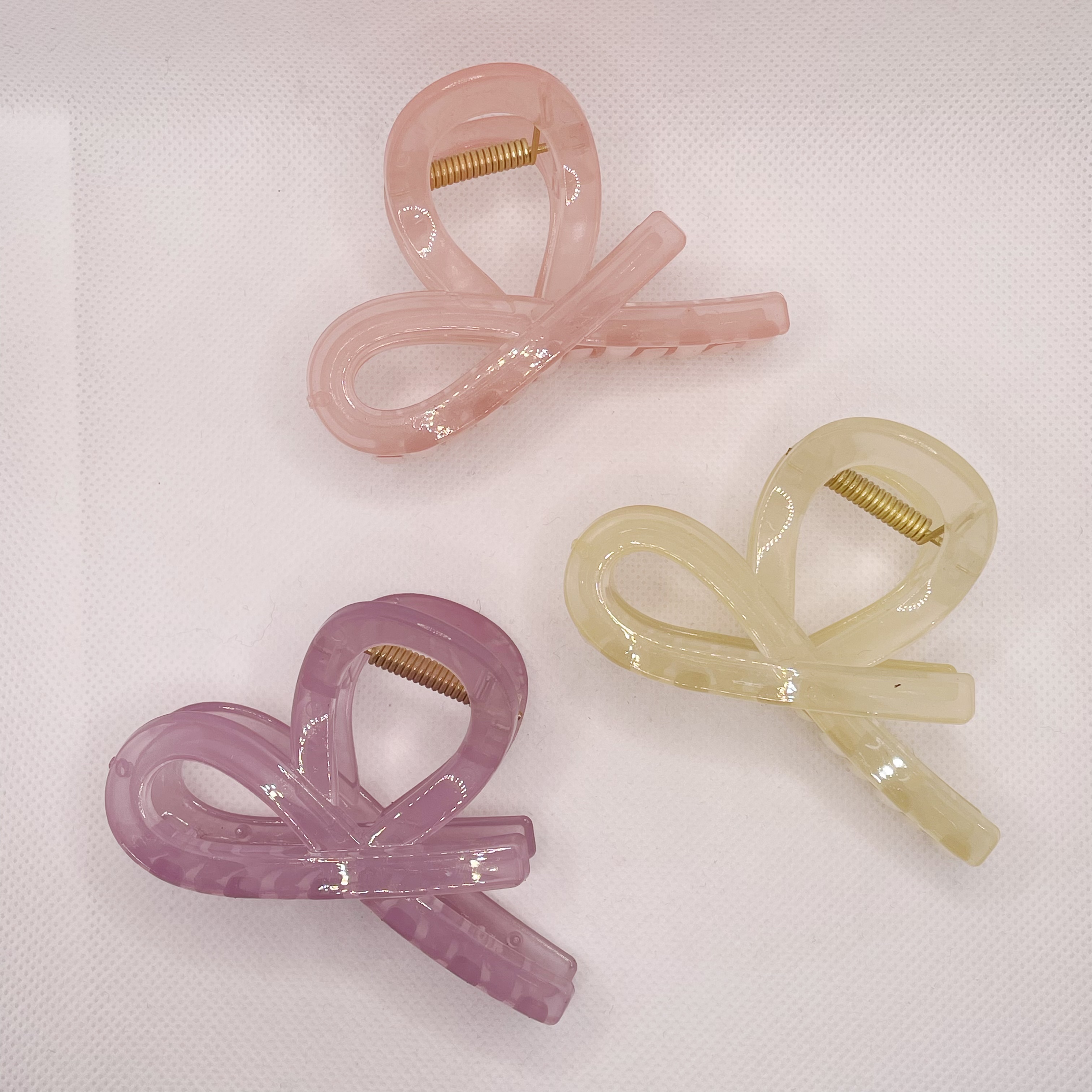 MUJ Japanese niche design simple semi-tied hair clip with feminine charm and high-end feel 2024 new bestseller detail image 3