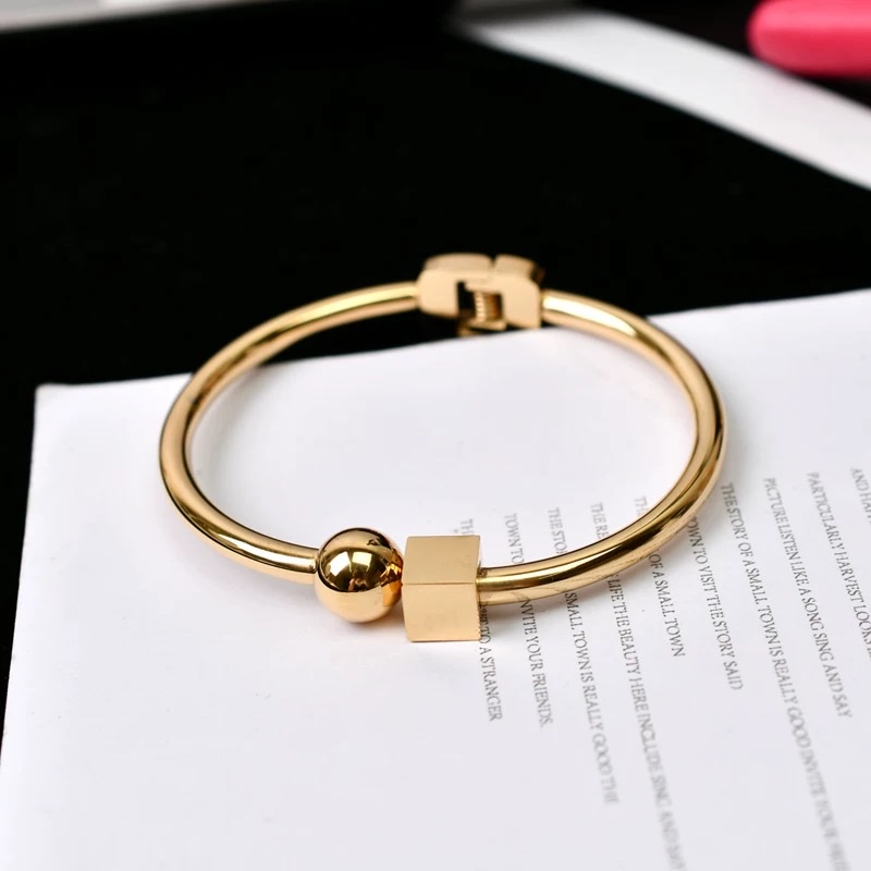 Stainless steel bracelet details Picture